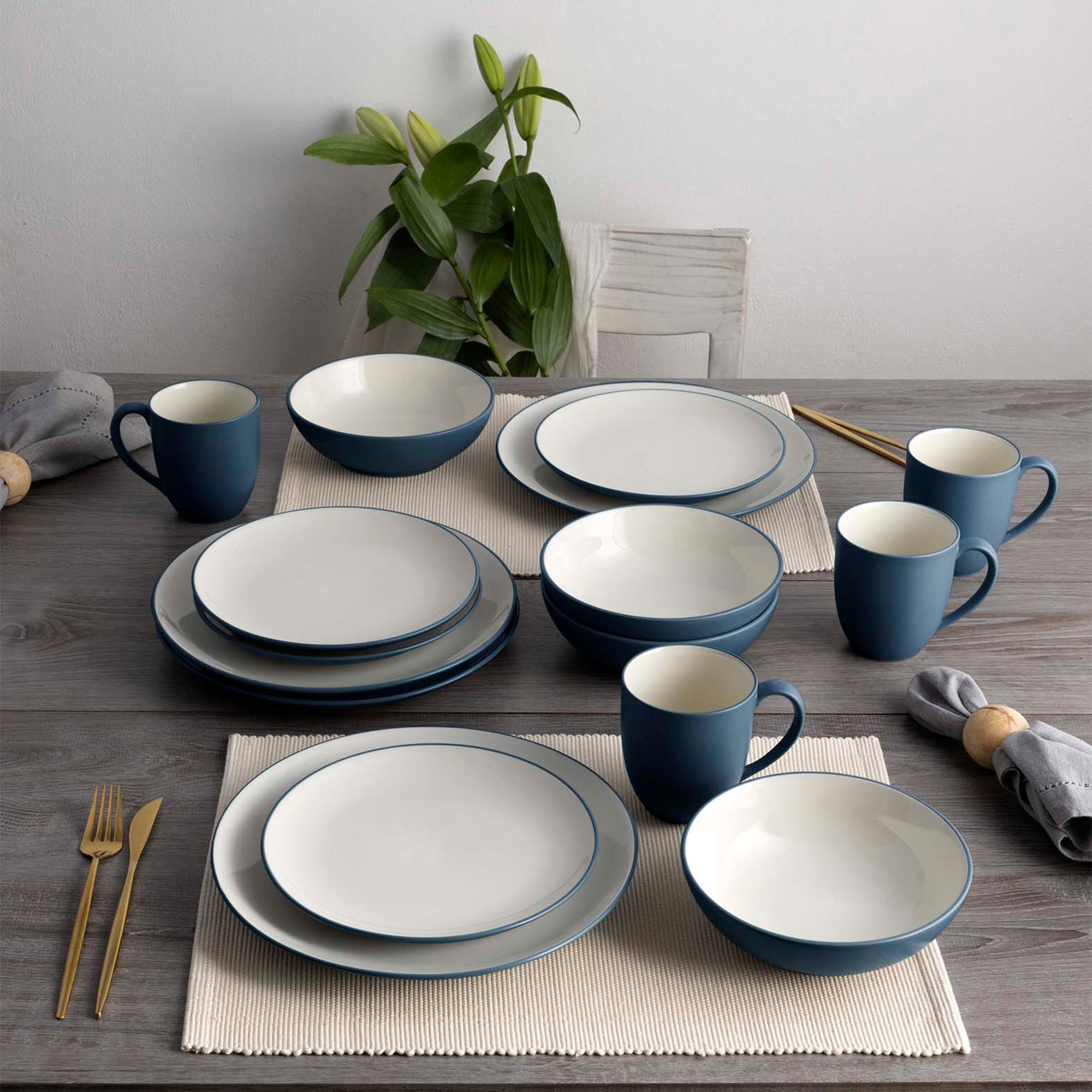  Noritake Colorwave 16-Piece Coupe Dinnerware Set, Service for 4 - Blue - Bonton