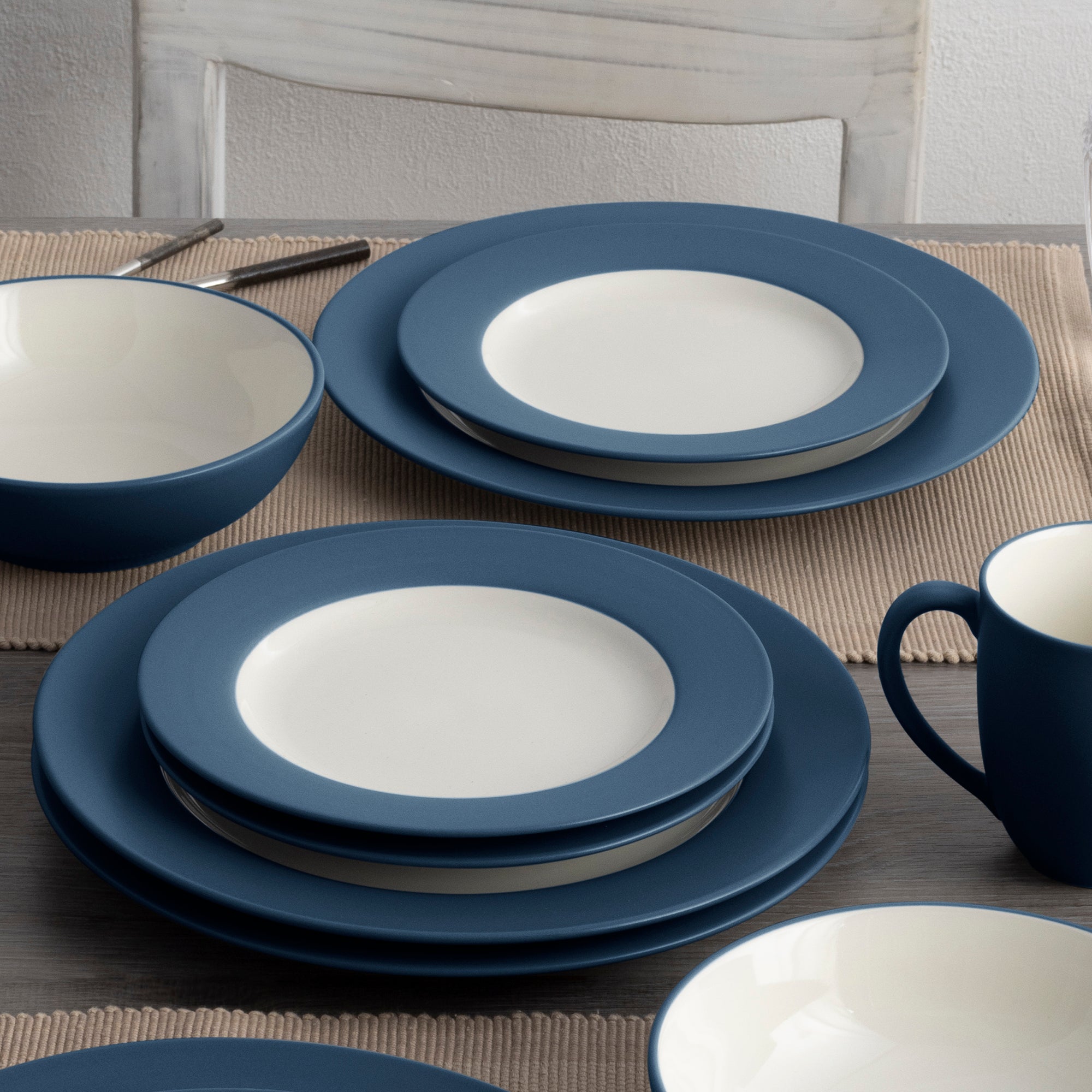  Noritake Colorwave 16-Piece Rim Dinnerware Set, Service for 4 - Blue - Bonton