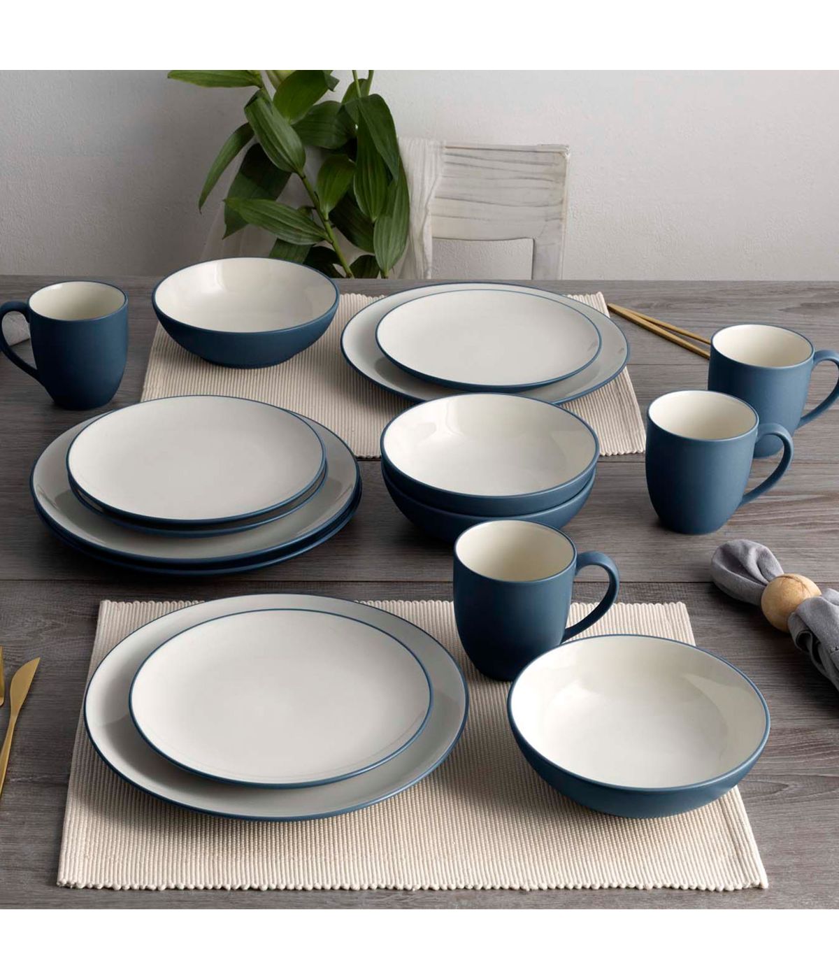  Noritake Colorwave 4 Piece Coupe Place Setting - Blue - Bonton