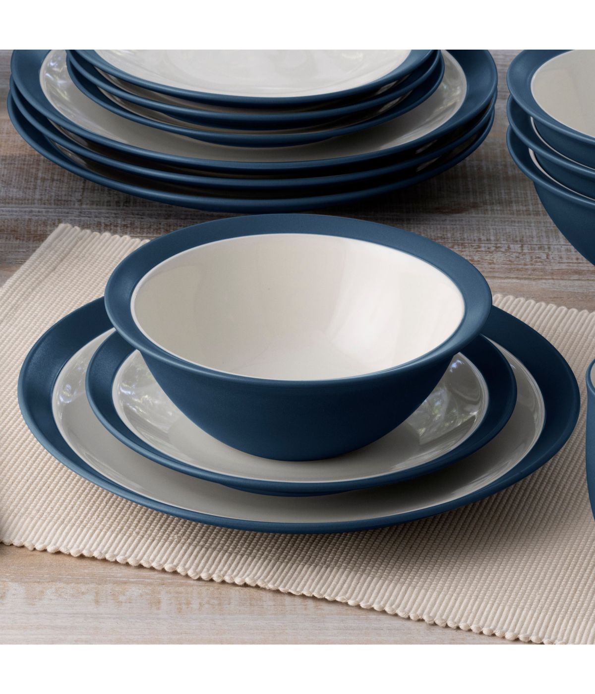  Noritake Colorwave Curve 4 Piece Curve Place Setting - Blue - Bonton