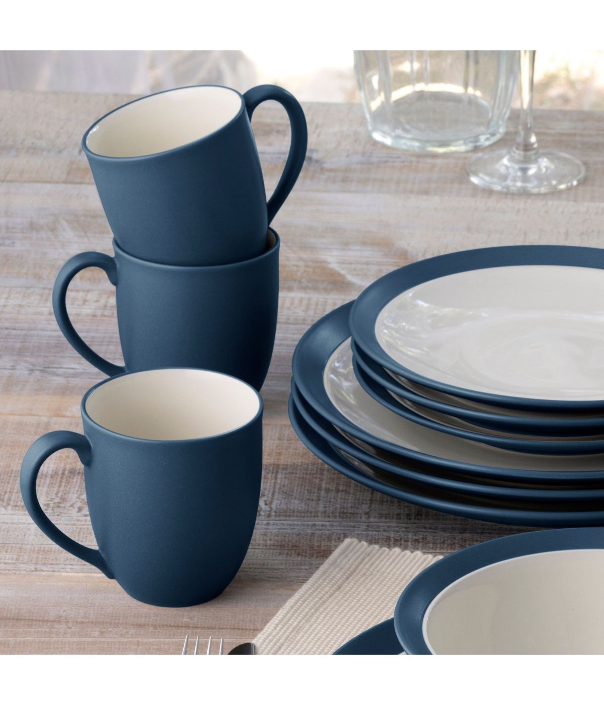  Noritake Colorwave Curve 4 Piece Curve Place Setting - Blue - Bonton