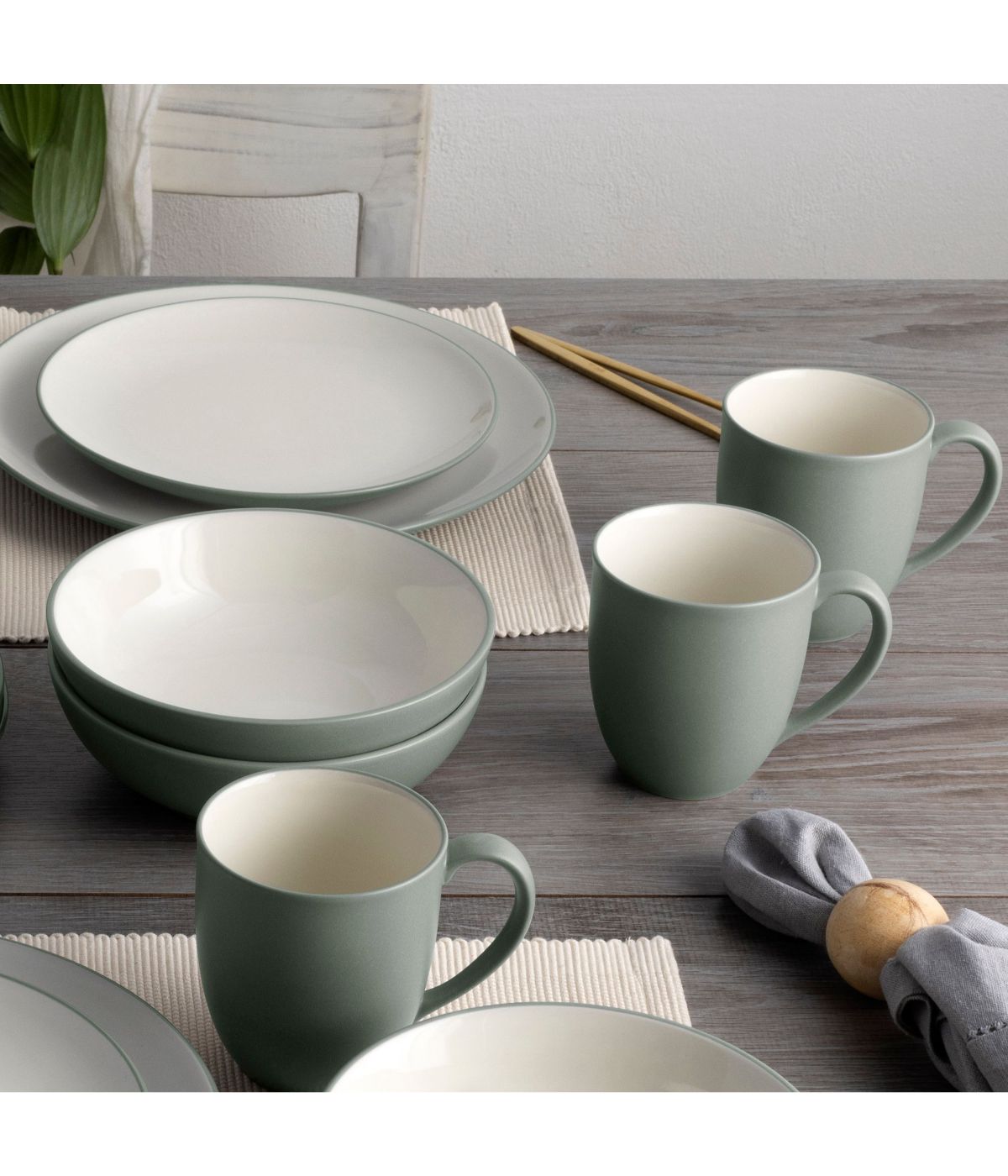  Noritake Colorwave 4 Piece Coupe Place Setting - Green - Bonton