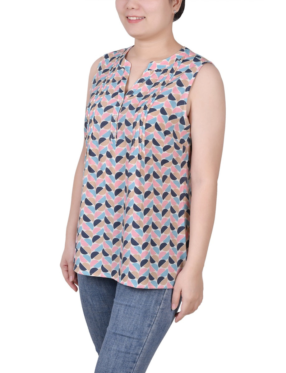  NY Collection Petite Sleeveless Pintucked Blouse - Black Palmdive - Bonton