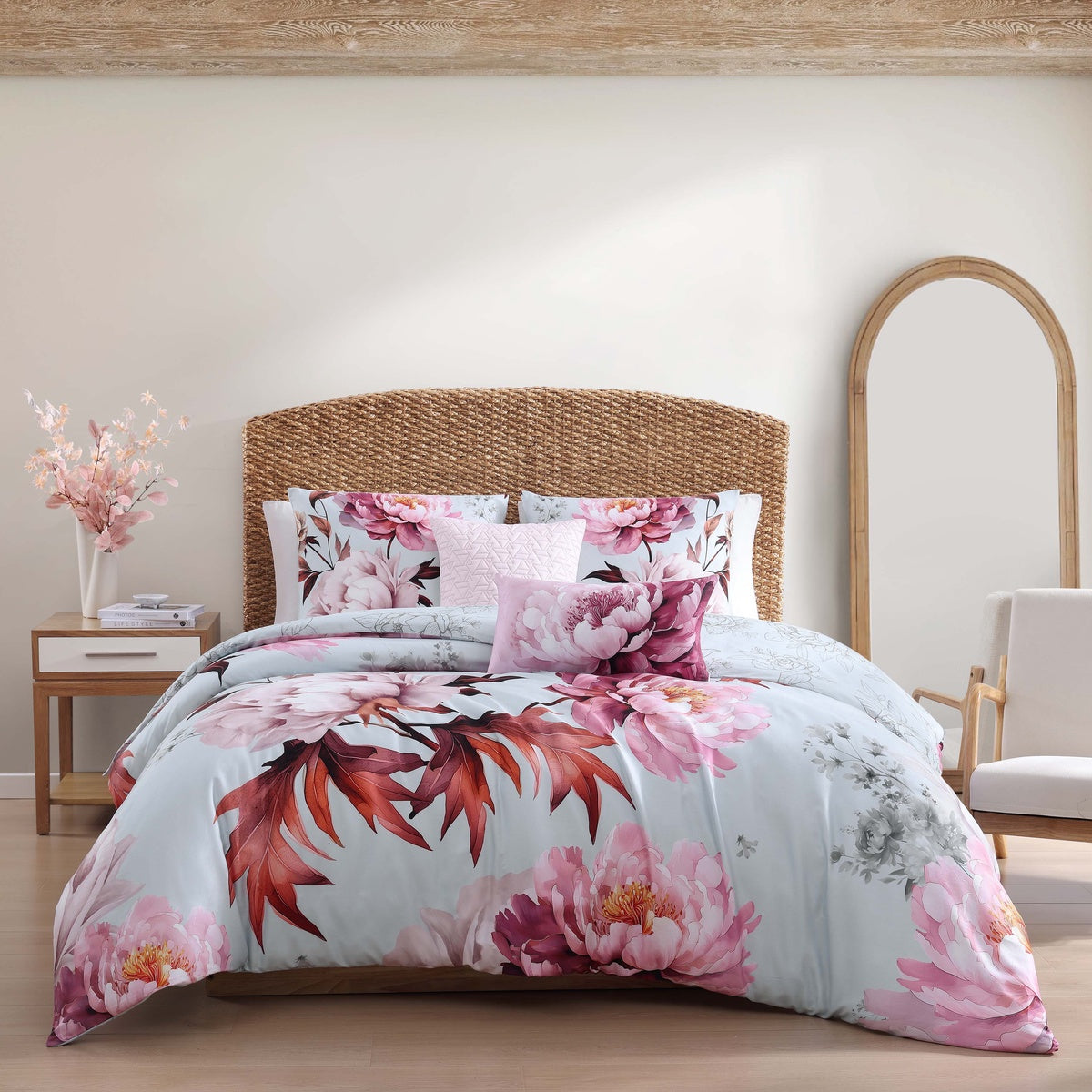  Bebejan Blooming Peonies 5 Piece Reversible Comforter Set - QUEEN - Bonton