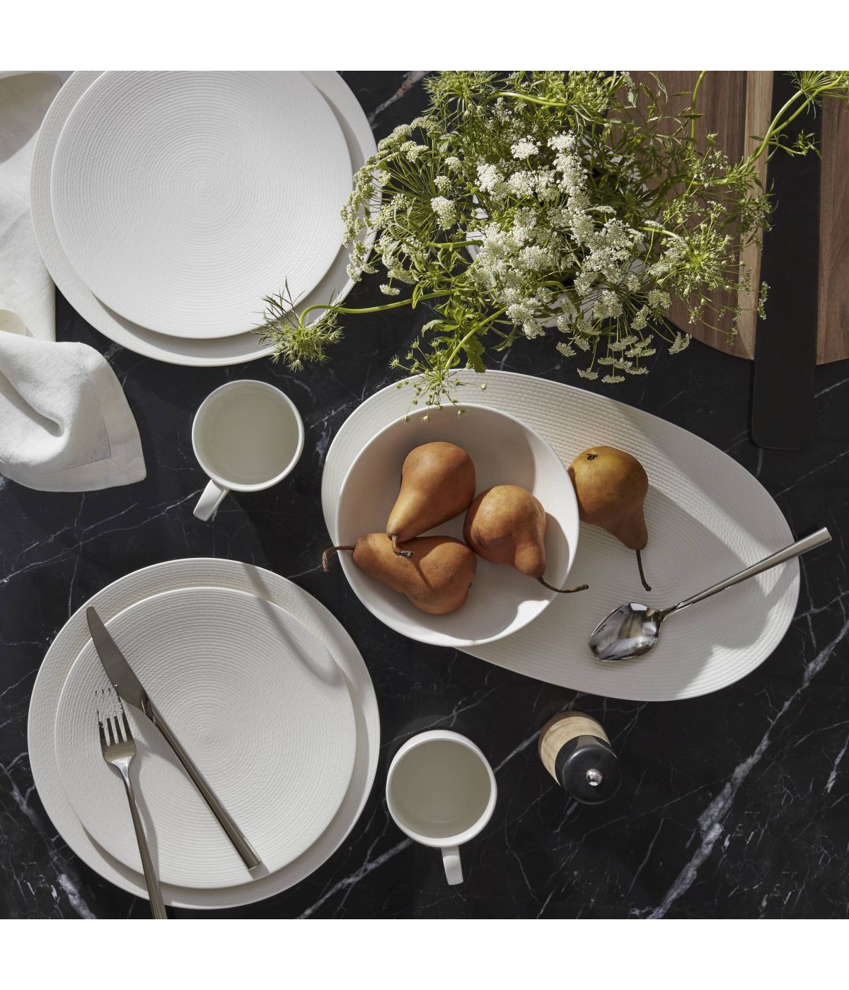 Lx Collective Dinnerware 12 Piece Set White