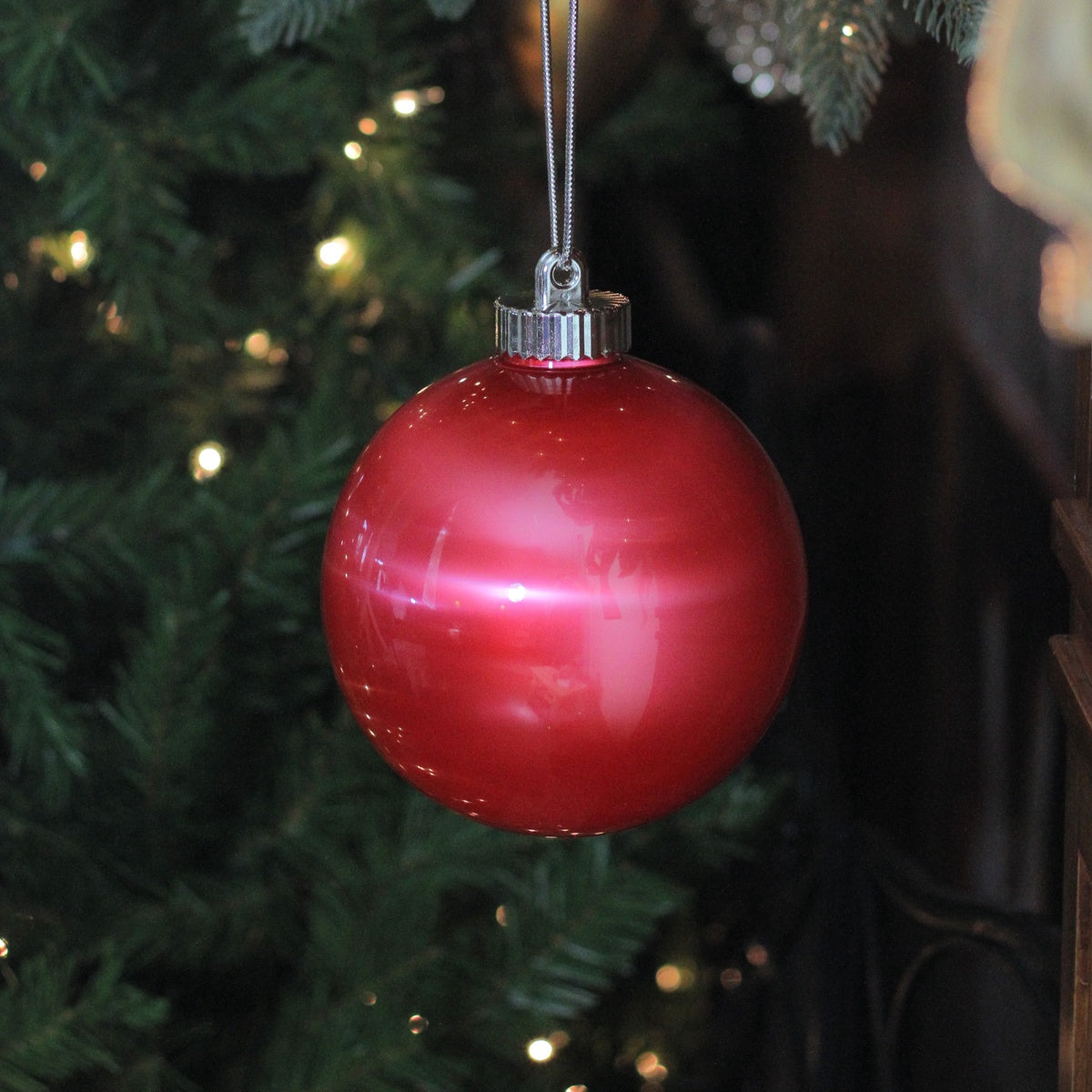  Northlight LED Lighted Christmas Ball Ornaments - Red - 6