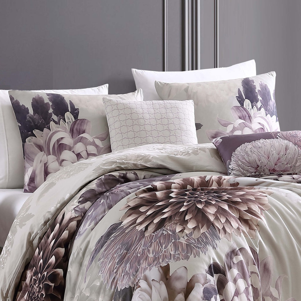  Bebejan Dahlia Purple 100% Cotton 5-Piece Reversible Comforter Set - QUEEN - Bonton