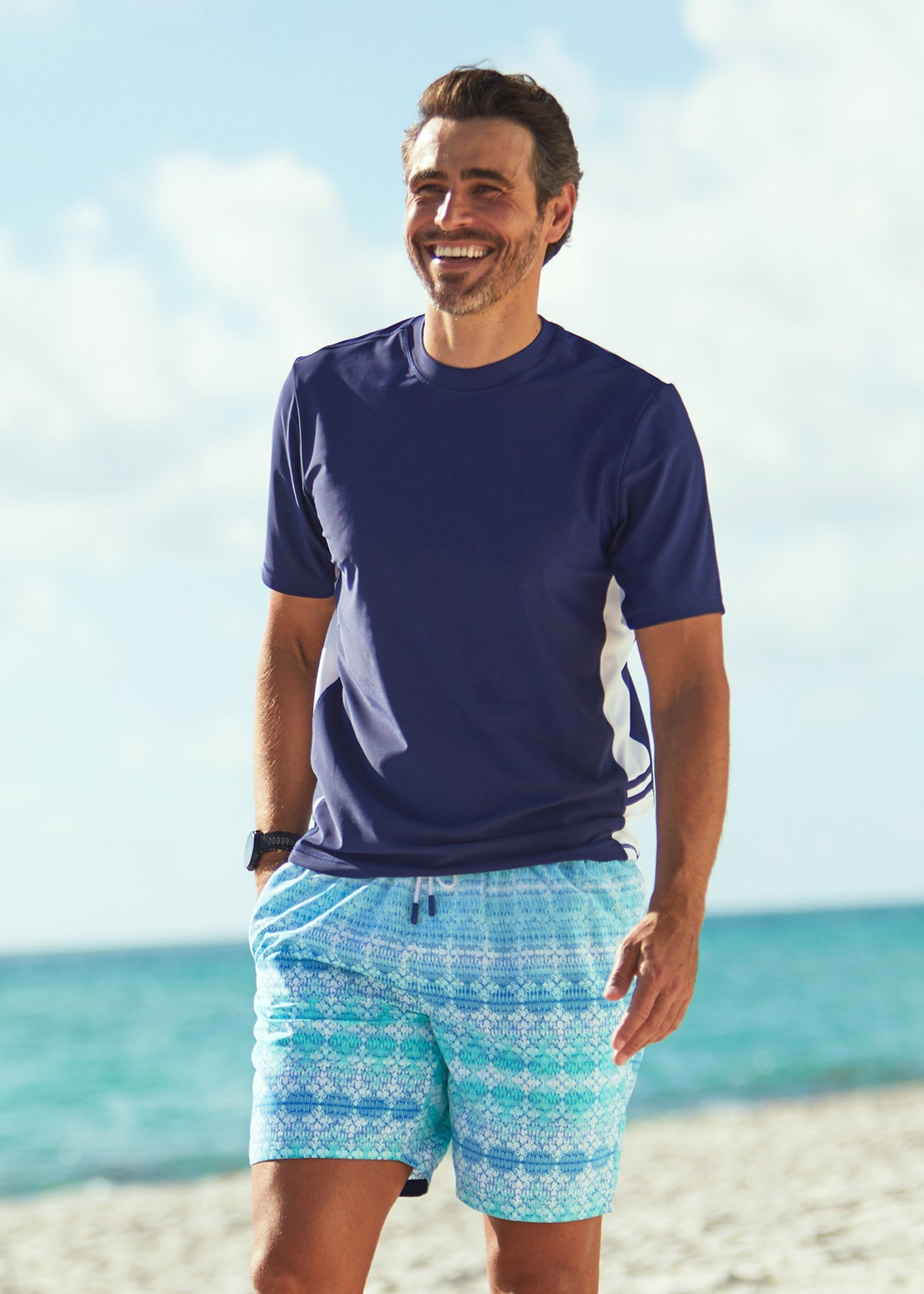  Cabana Life Men's Navy Side Stripe Short Sleeve Rashguard - S - Bonton
