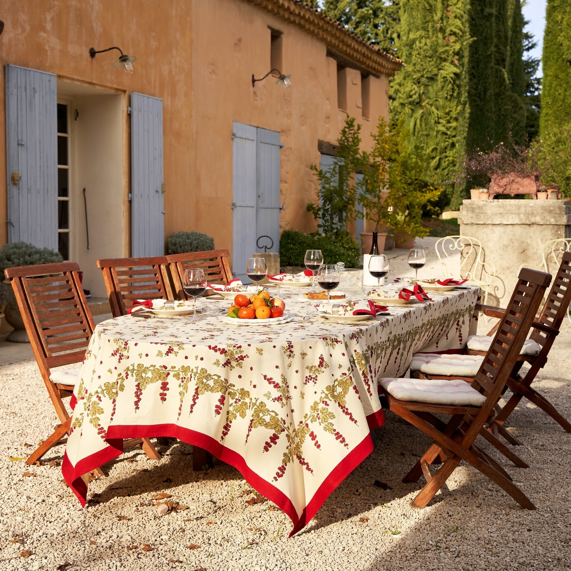  Couleur Nature Gooseberry Red/Green Tablecloth - Red/Green - Bonton