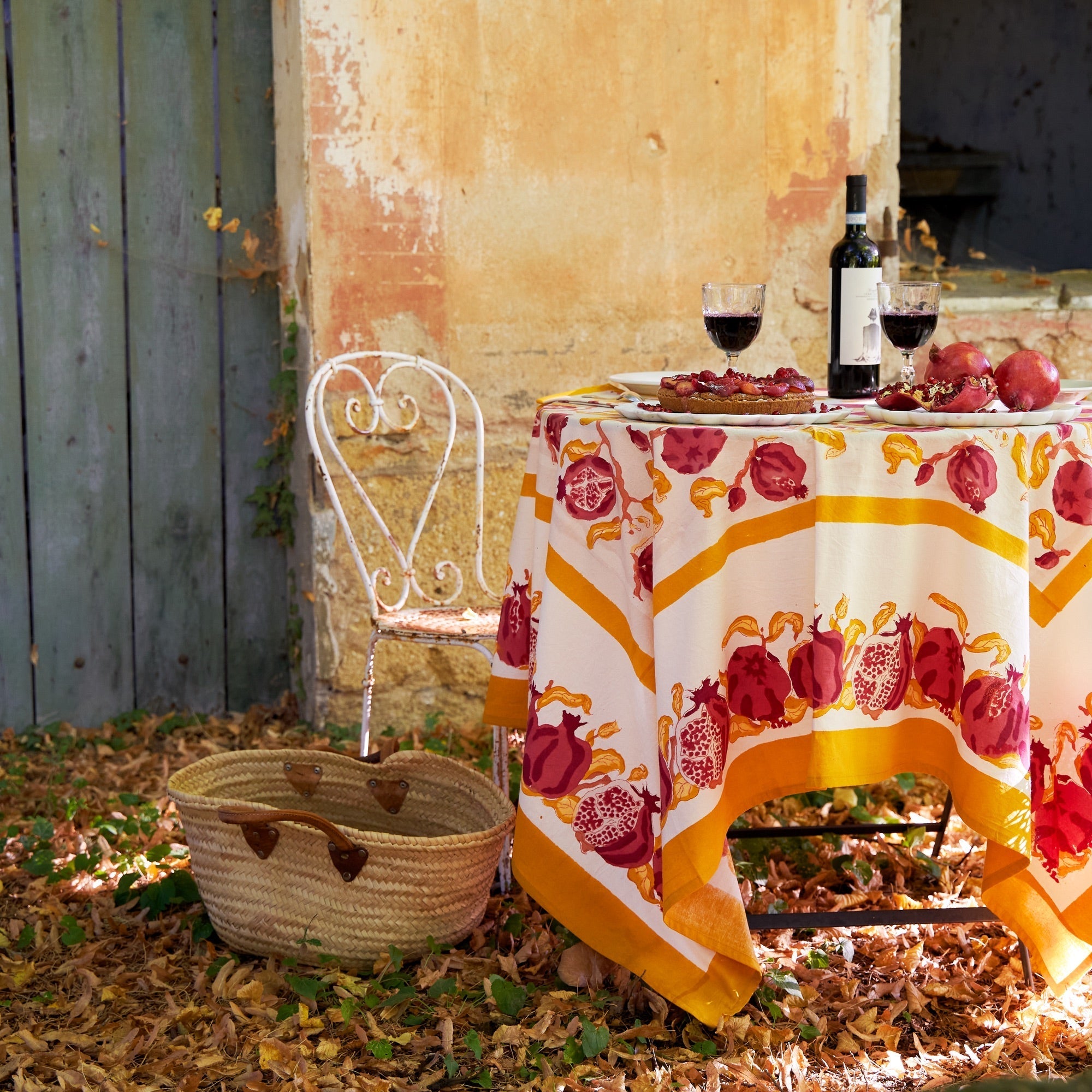  Couleur Nature Pomegranate Yellow/Red Tablecloth - Yellow/Red - Bonton