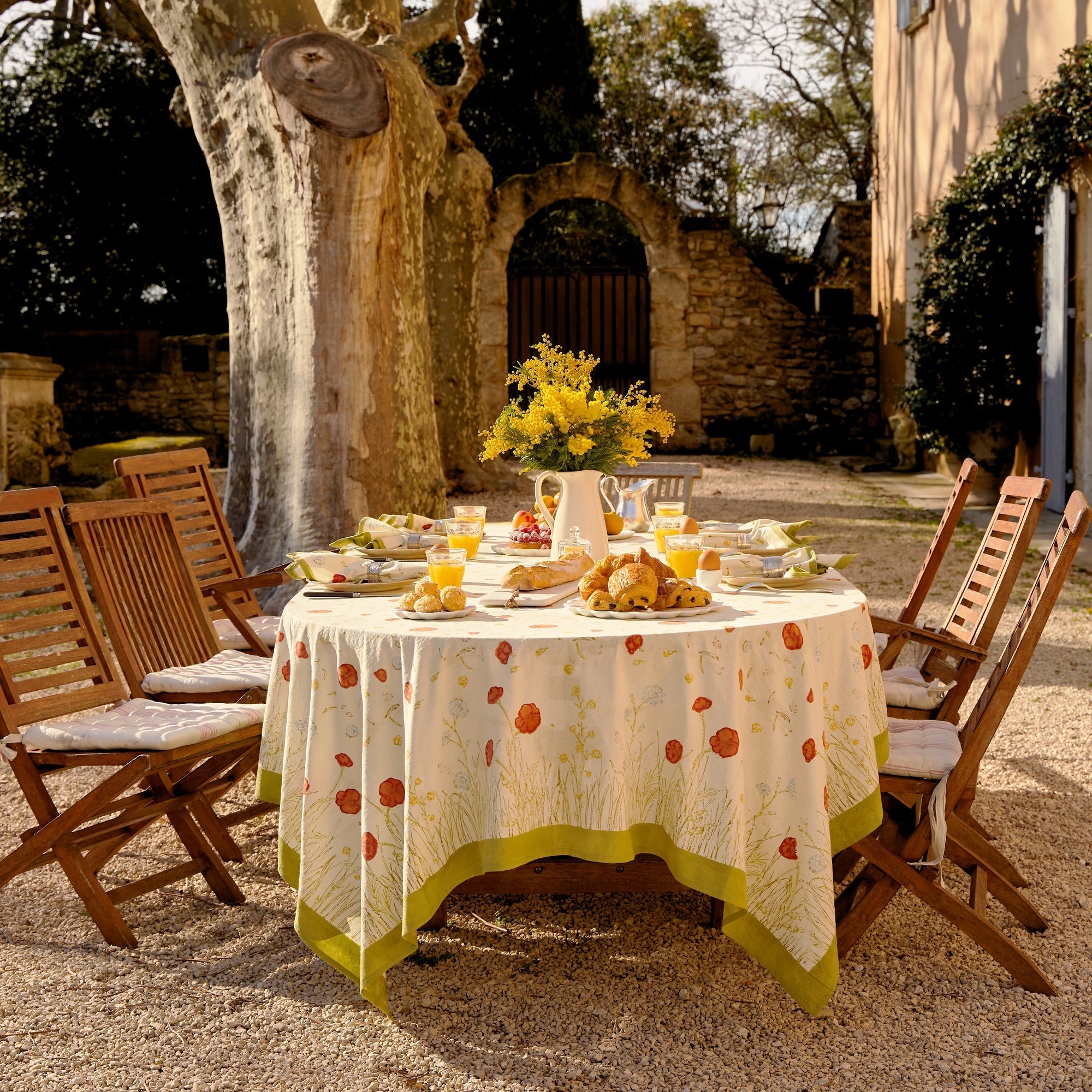  Couleur Nature Springfields Multi French Tablecloth - Multi - Bonton