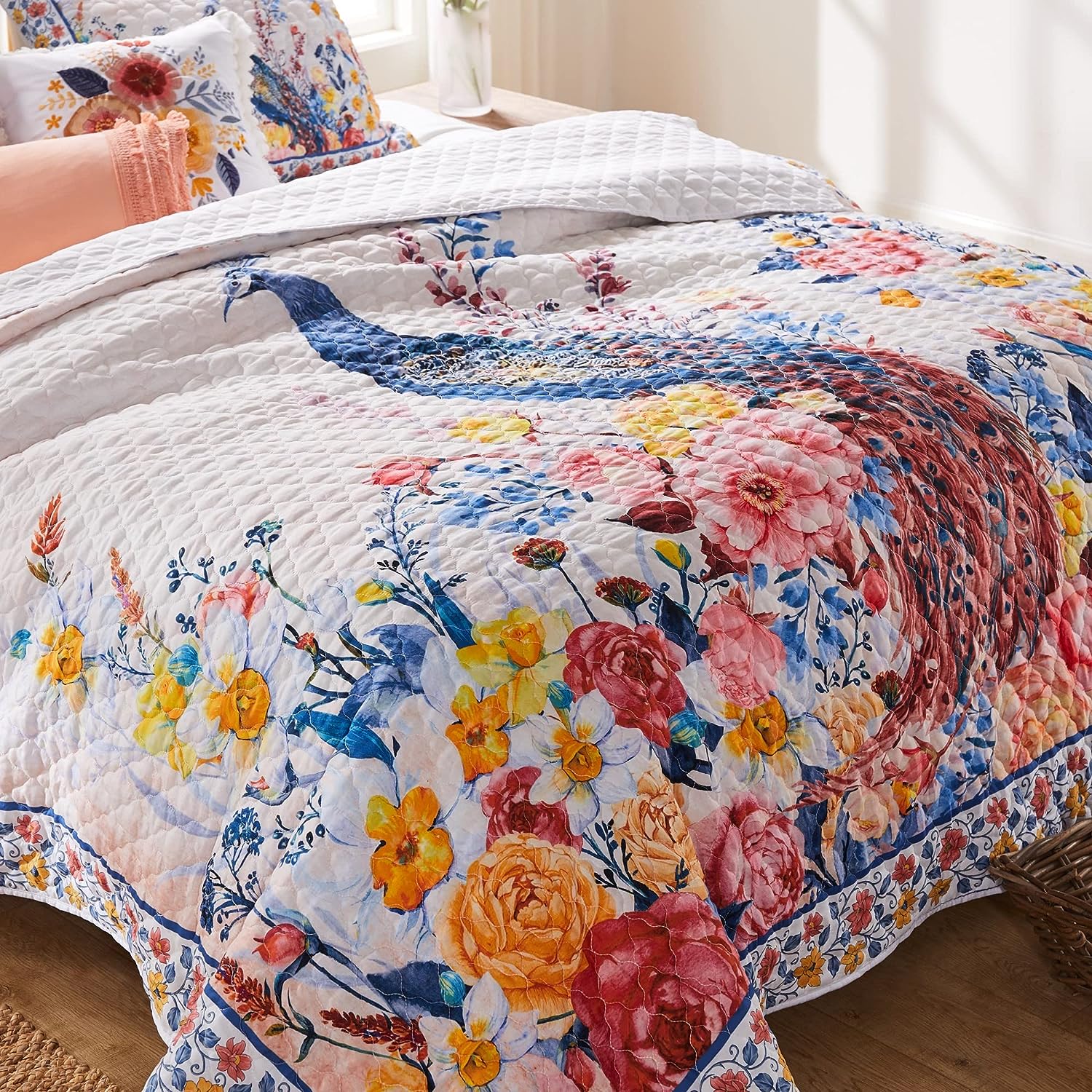  Greenland Home Fashions Huntington Peacock Garden Quilt Set - Gold - Bonton