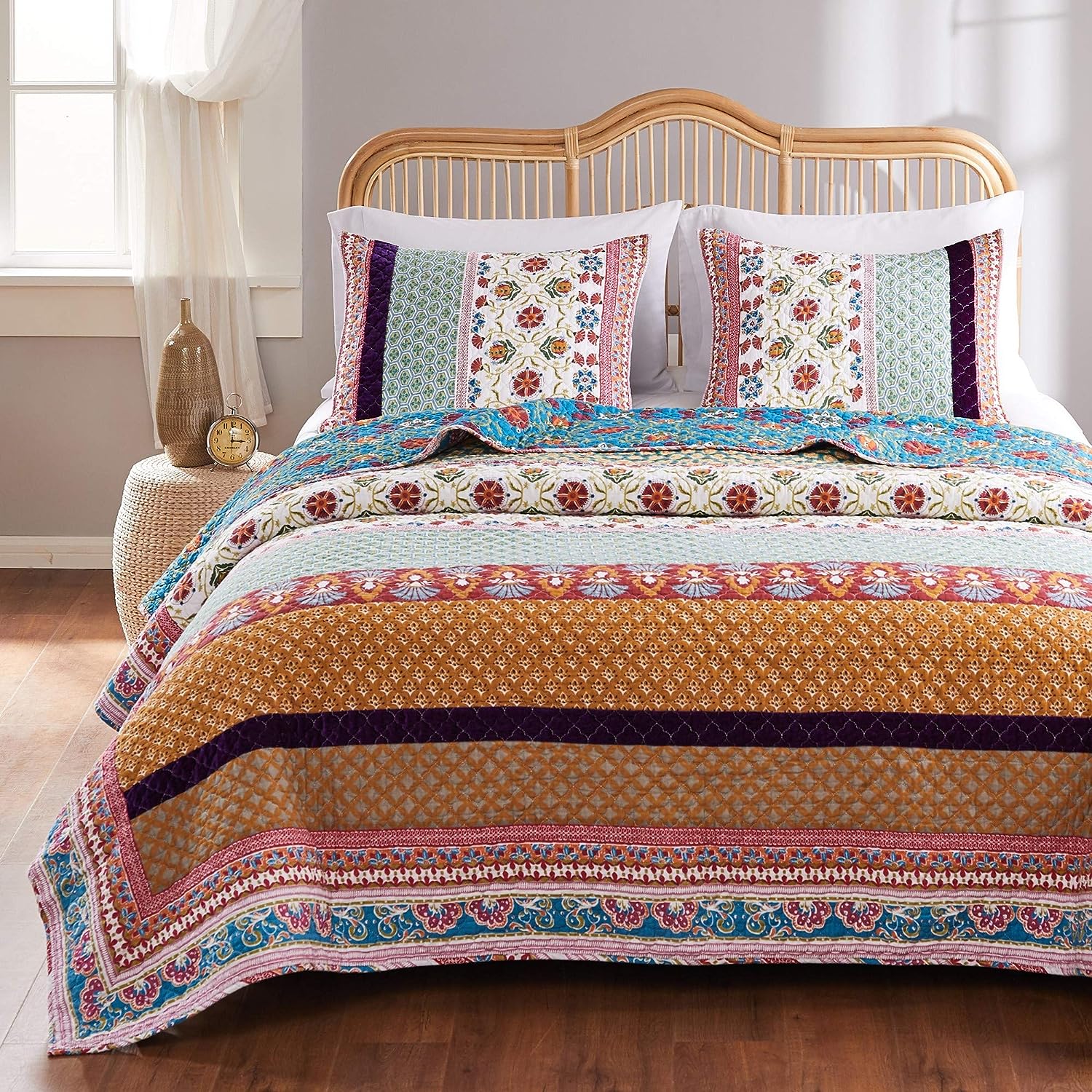  Greenland Home Fashions Thalia Velvet Embellished Quilt Set - Multi - Bonton