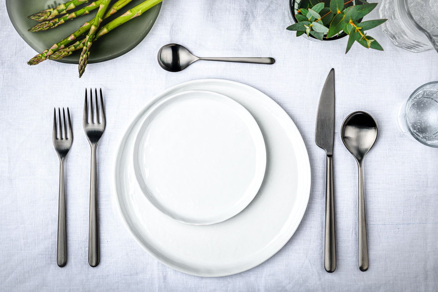  Mepra Linea Flatware Set - Ice Black Gold - Bonton