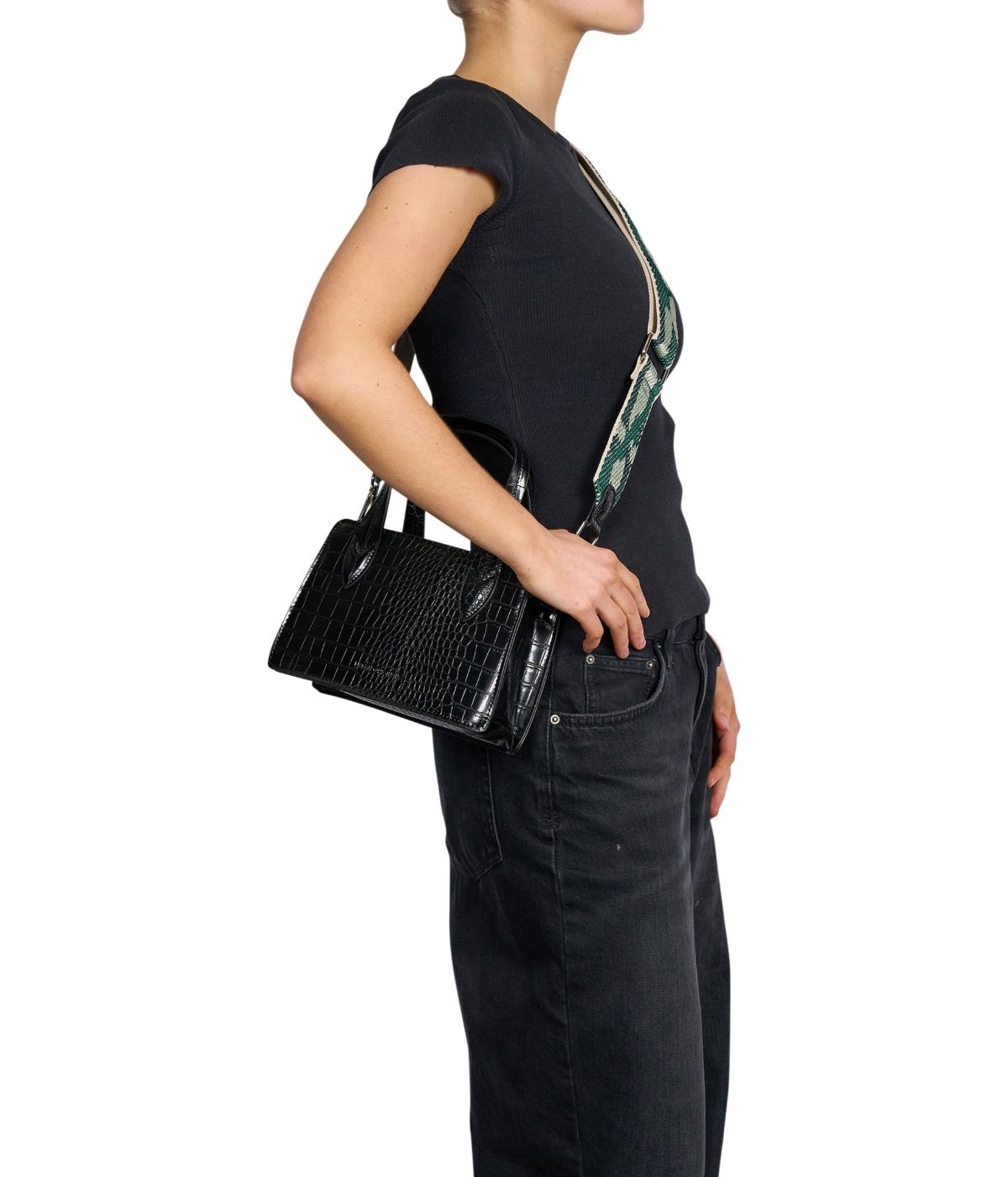 August Crossbody Bags Black