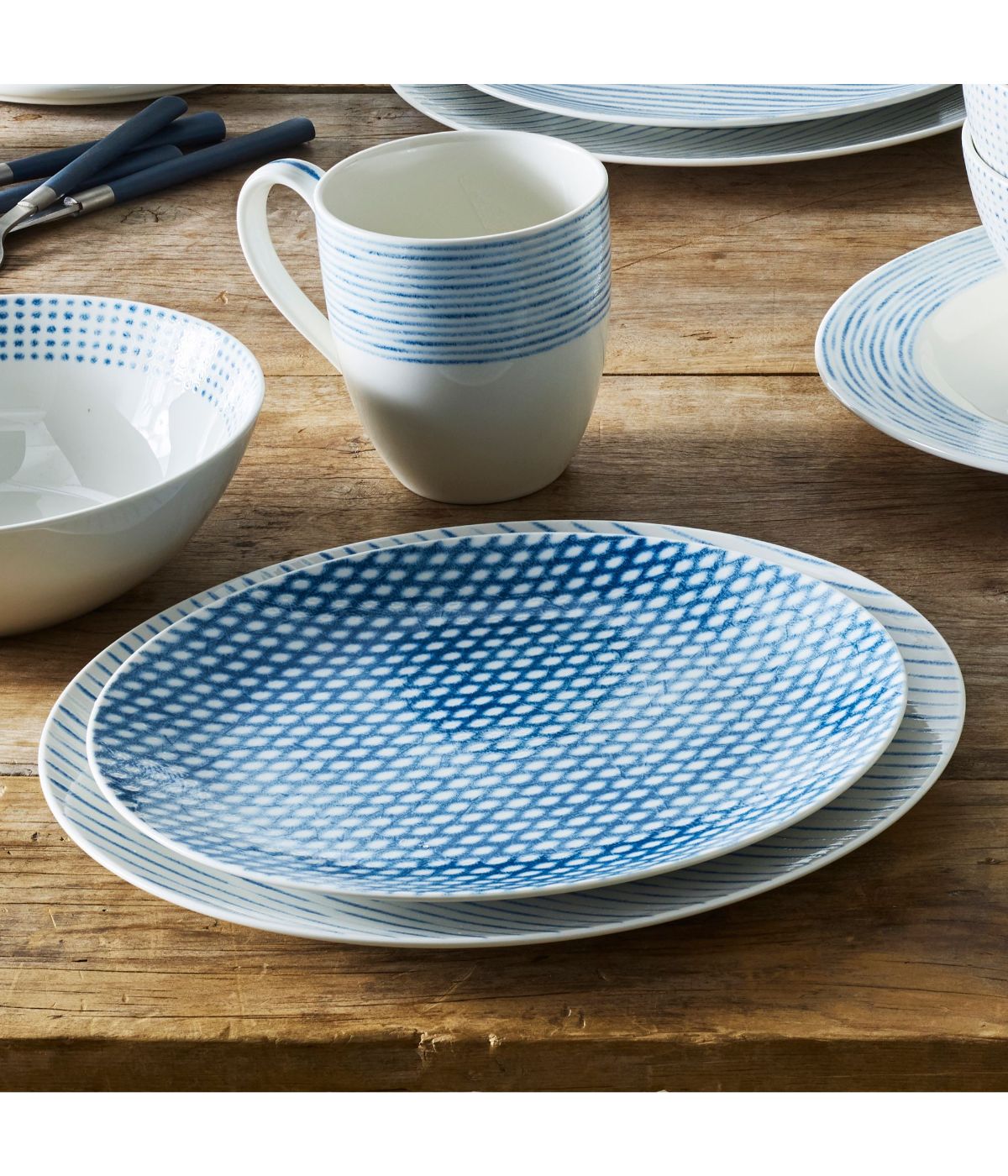  Noritake Hammock Set of 4 Coupe Salad Plates - Dots - Blue - Bonton