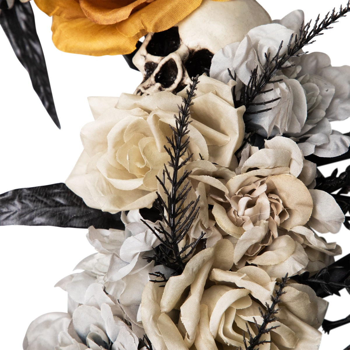  Northlight Skulls With Roses Halloween Foliage Wreath - 14