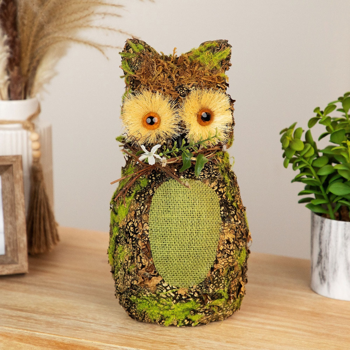  Northlight Forest Tree Owl Spring Figure - 11