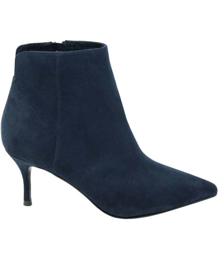 Charles by Charles David Accurate Bootie Navy