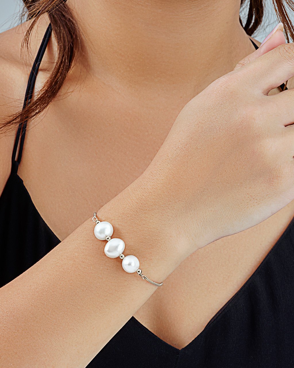  Sterling Forever Slider Bracelet with Three Pearls - Silver - Bonton