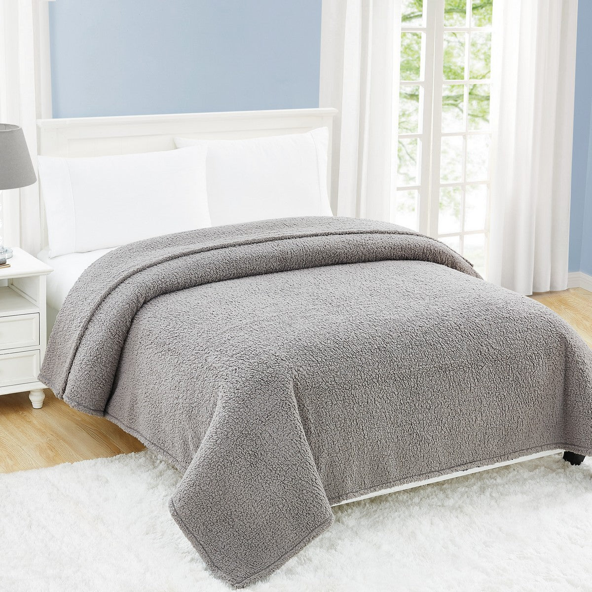  My World Cloud Sherpa Blanket Grey - Grey - Bonton