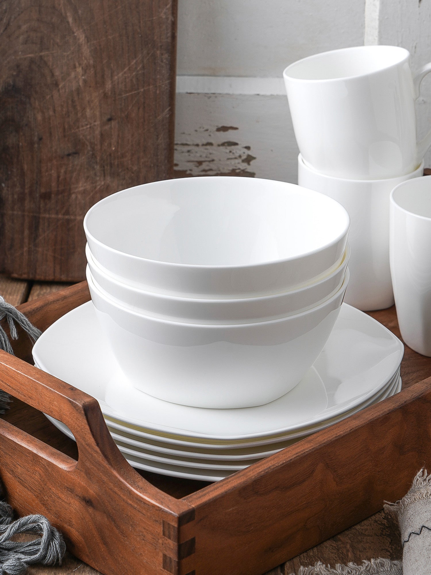  Stone + Lain Juliette 16-Piece Dinnerware Set Bone China - White - Bonton