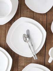 Juliette 16-Piece Dinnerware Set Bone China