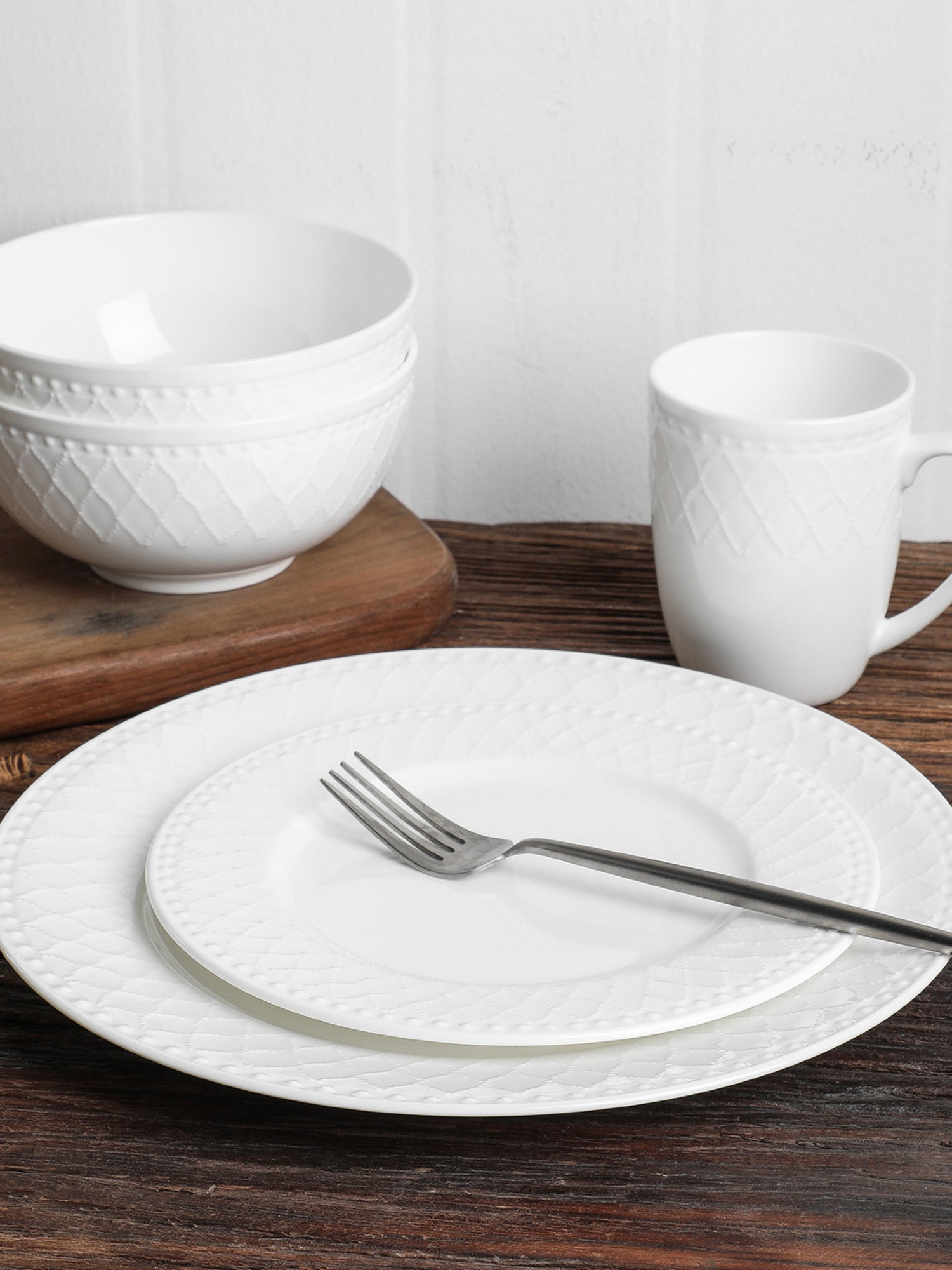  Stone + Lain Alexandria 16-Piece Dinnerware Set Bone China - White - Bonton