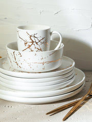 Zora 16-Piece Dinnerware Set Porcelain