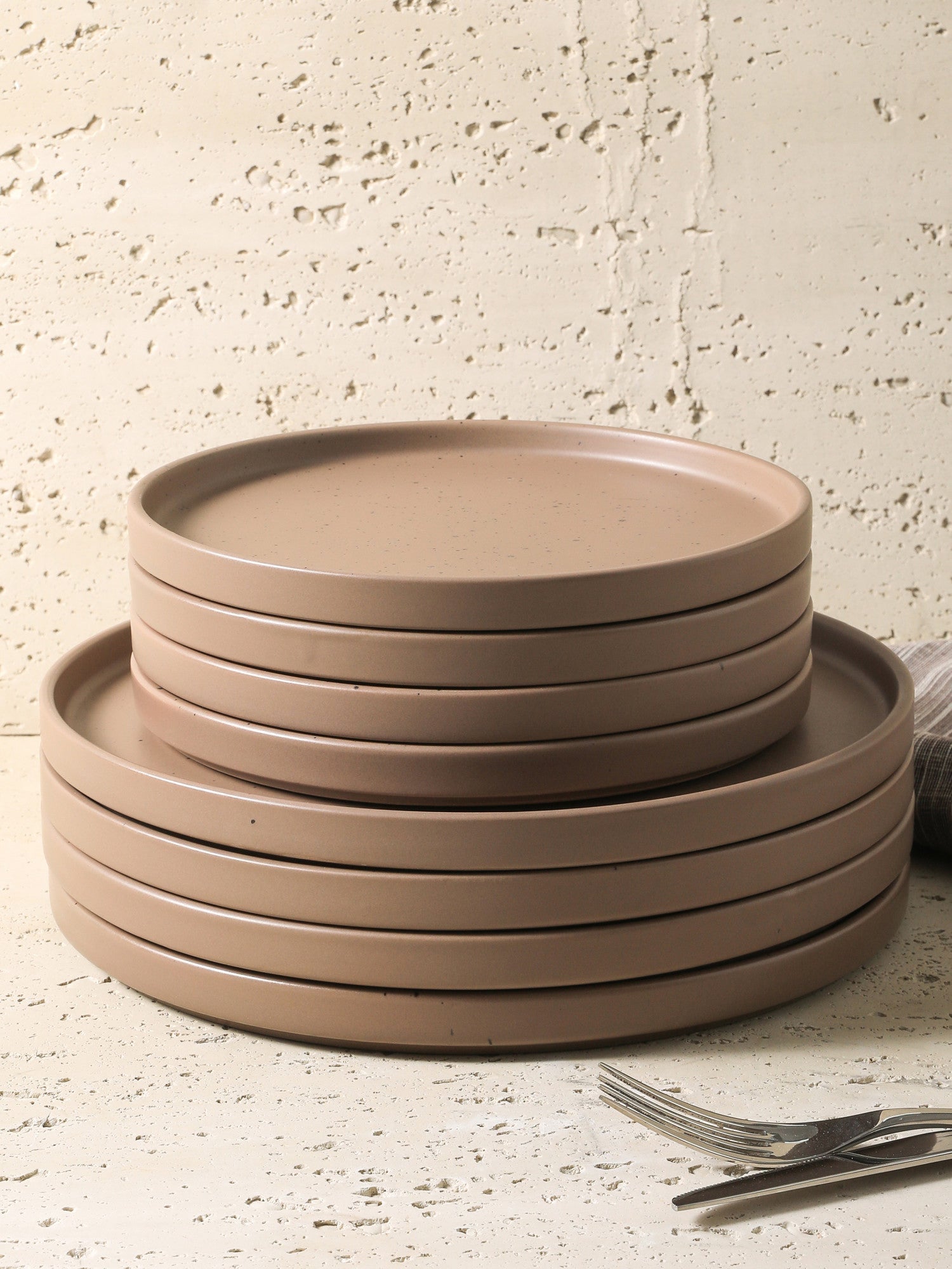  Stone + Lain Celina 16-Piece Dinnerware Set Stoneware - Gray Matte - Bonton