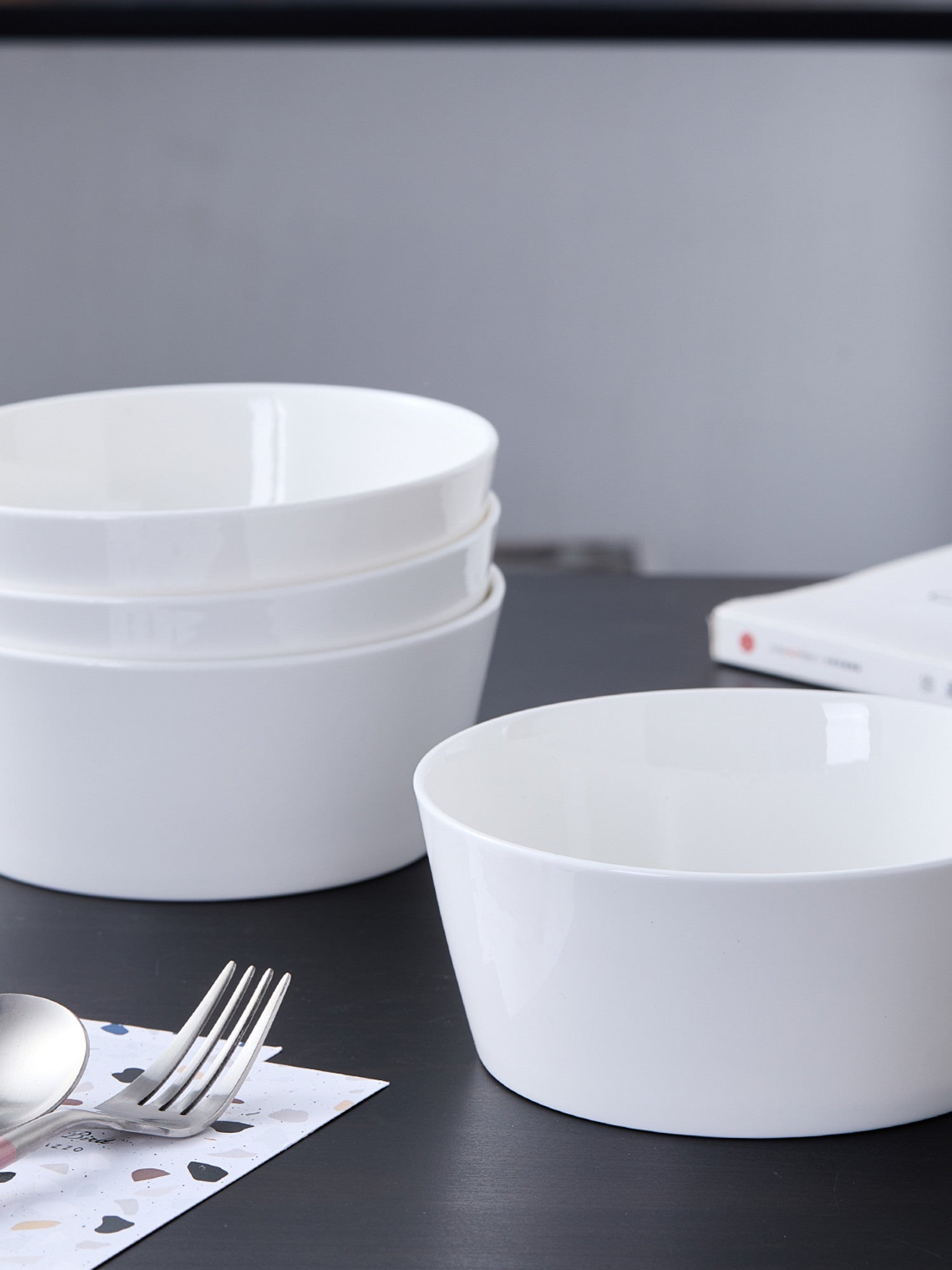  Stone + Lain Madeline 32-Piece Dinnerware Set Bone China - White - Bonton