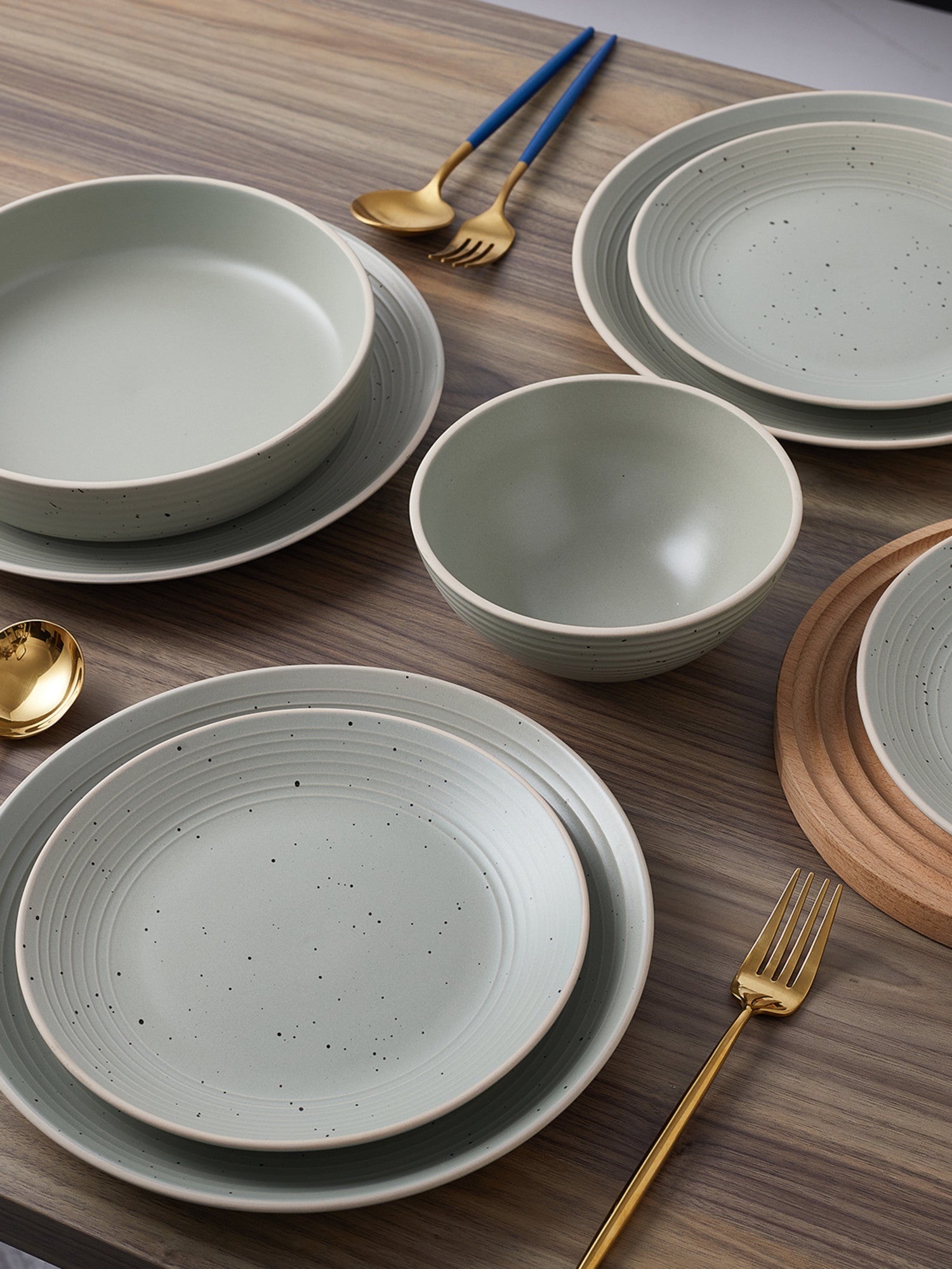  Stone + Lain Lauren 16-Piece Dinnerware Set Stoneware - Light Gray - Bonton