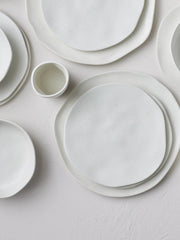 Hekonda Debossed 16-Piece Dinnerware Set Stoneware