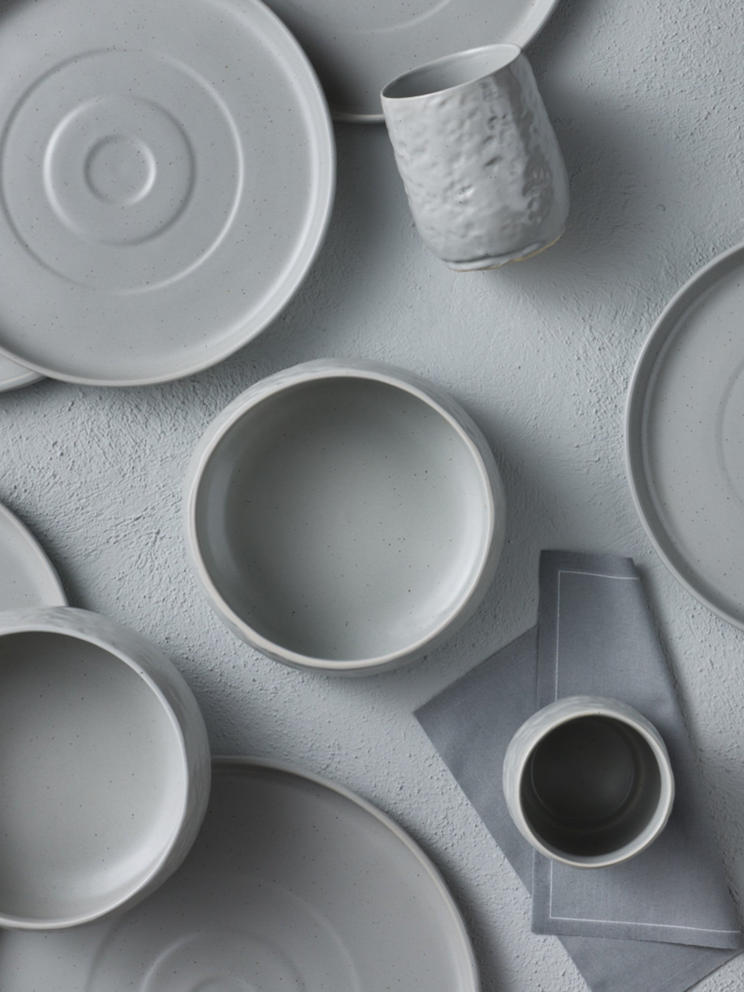  Stone + Lain Shosai 16-Piece Dinnerware Set Stoneware - Sage - Bonton