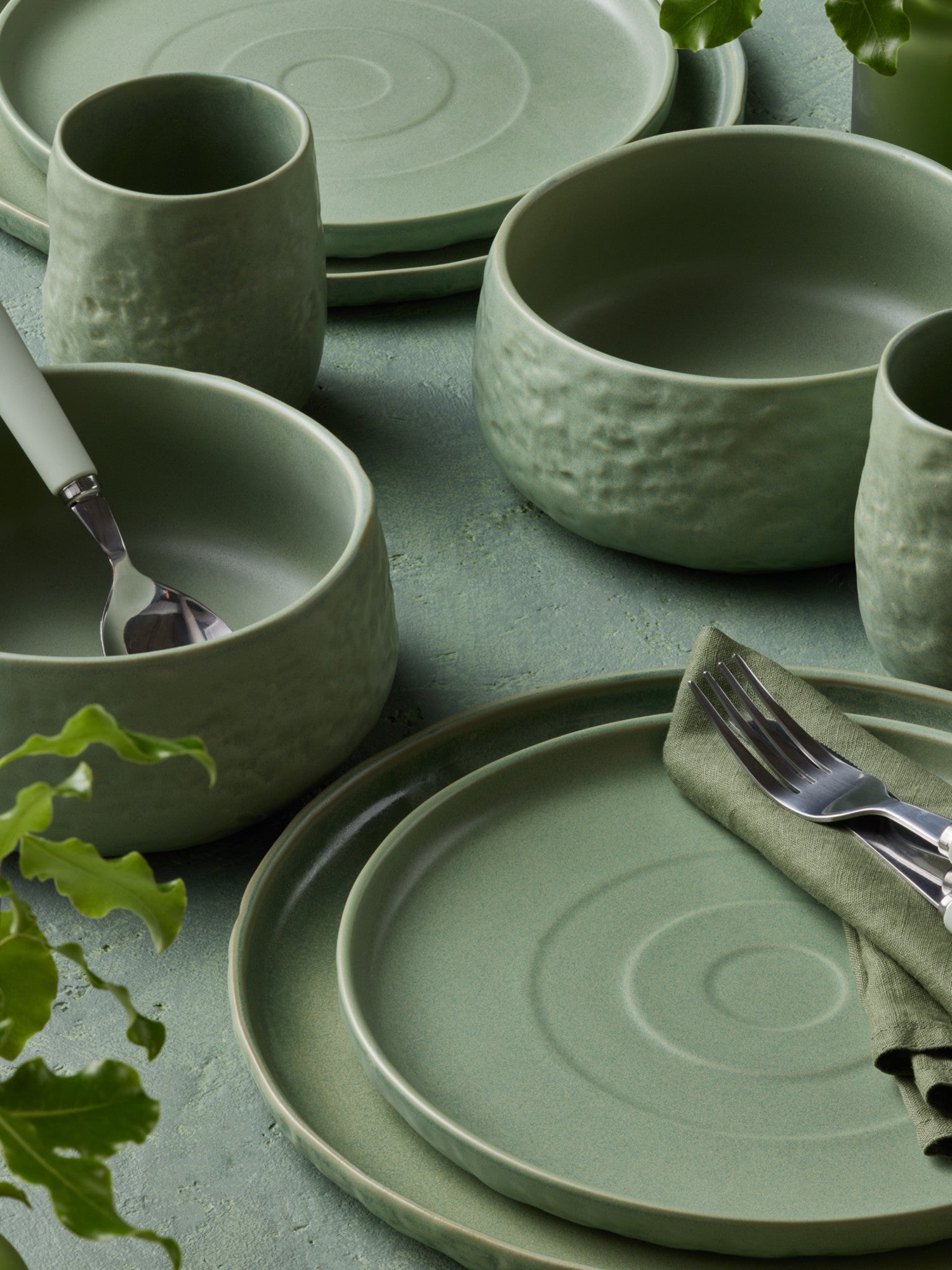  Stone + Lain Shosai 16-Piece Dinnerware Set Stoneware - Sage - Bonton