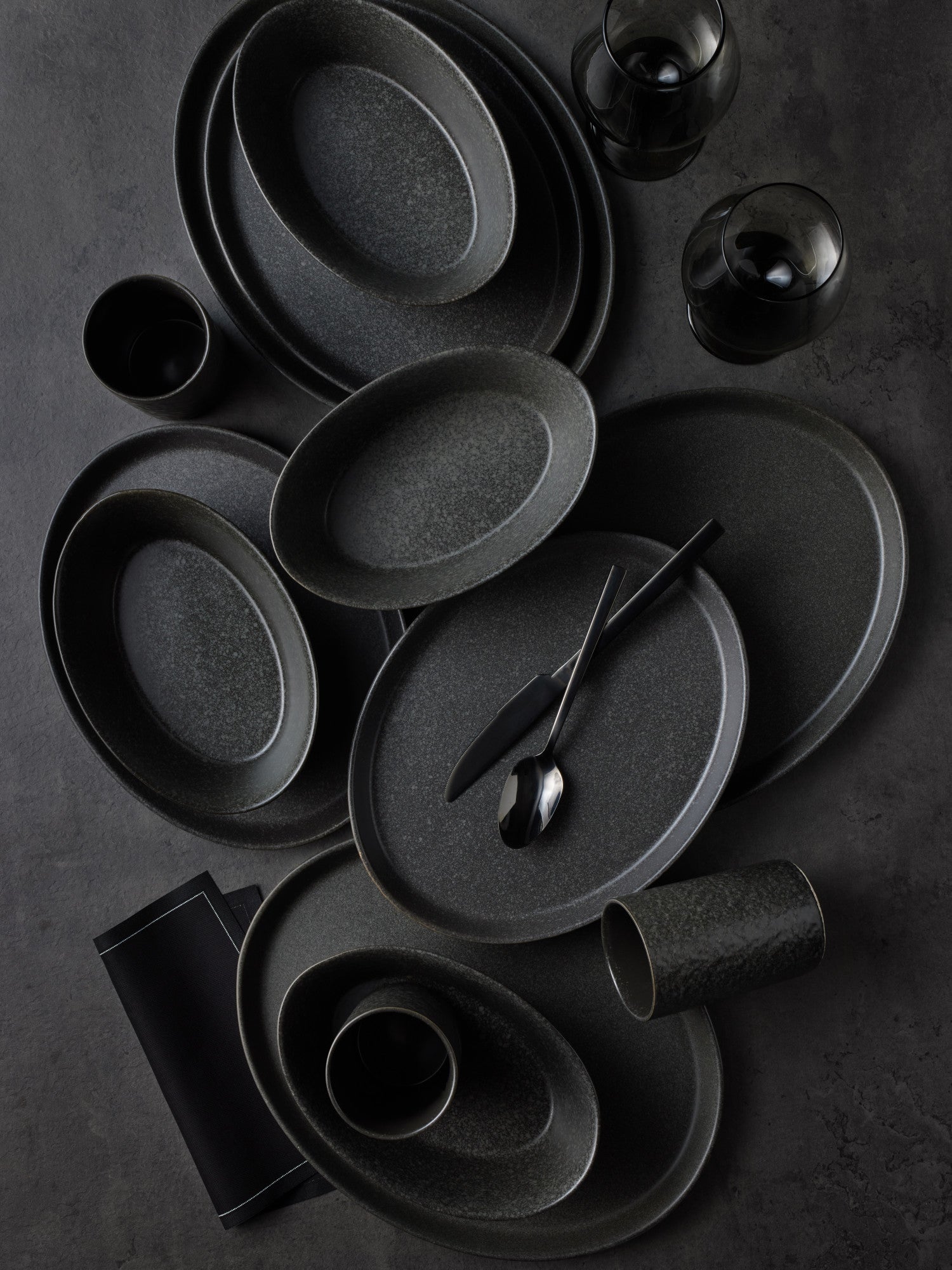  Stone + Lain Katachi 16-Piece Dinnerware Set Stoneware - Charcoal - Bonton