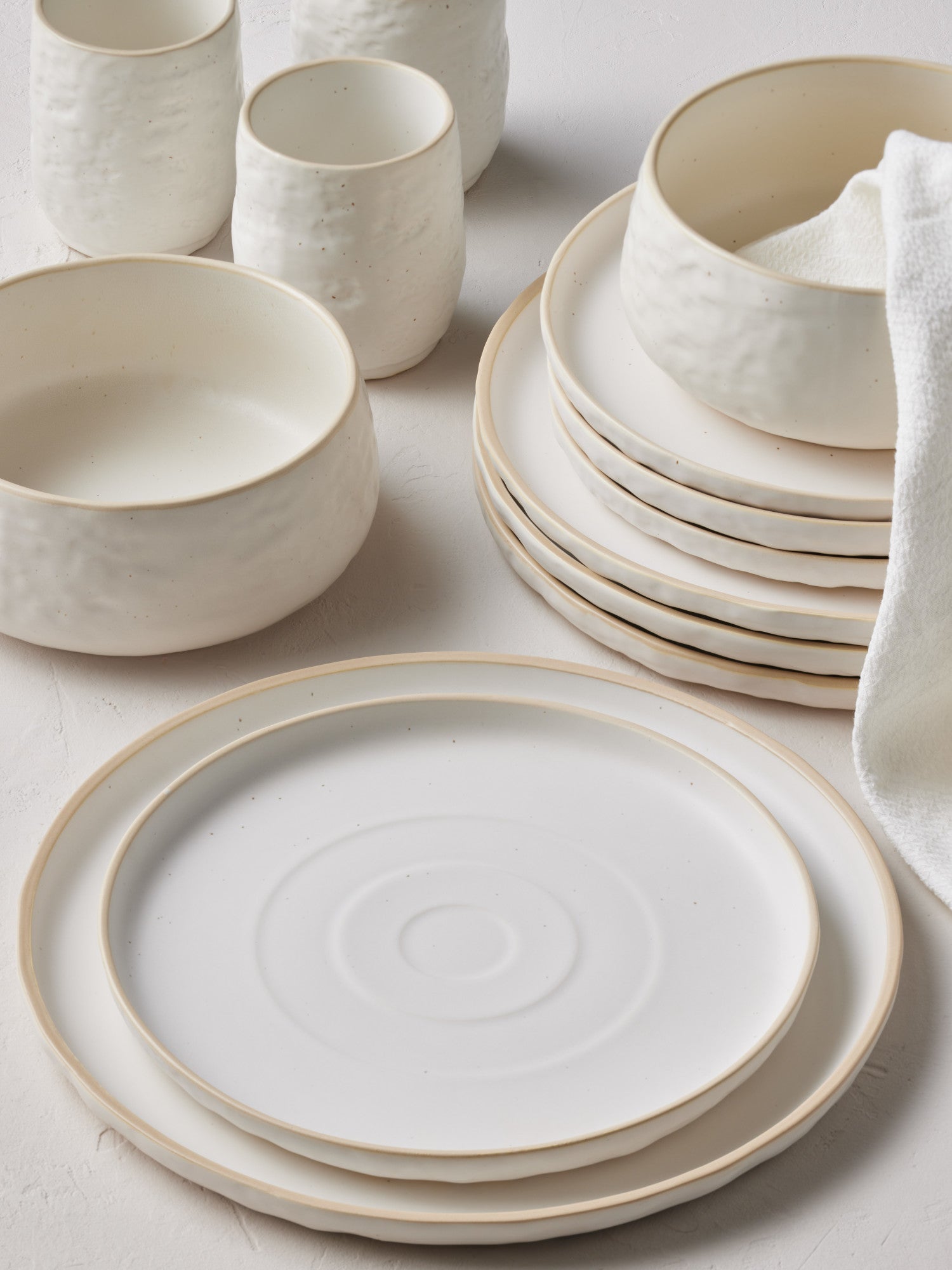  Stone + Lain Shosai 16-Piece Dinnerware Set Stoneware - Lavender - Bonton