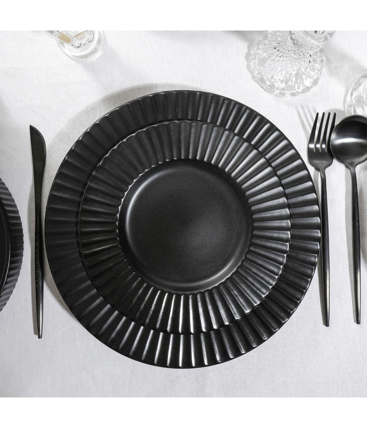 Lusso 32-Piece Dinnerware Set Stoneware Black