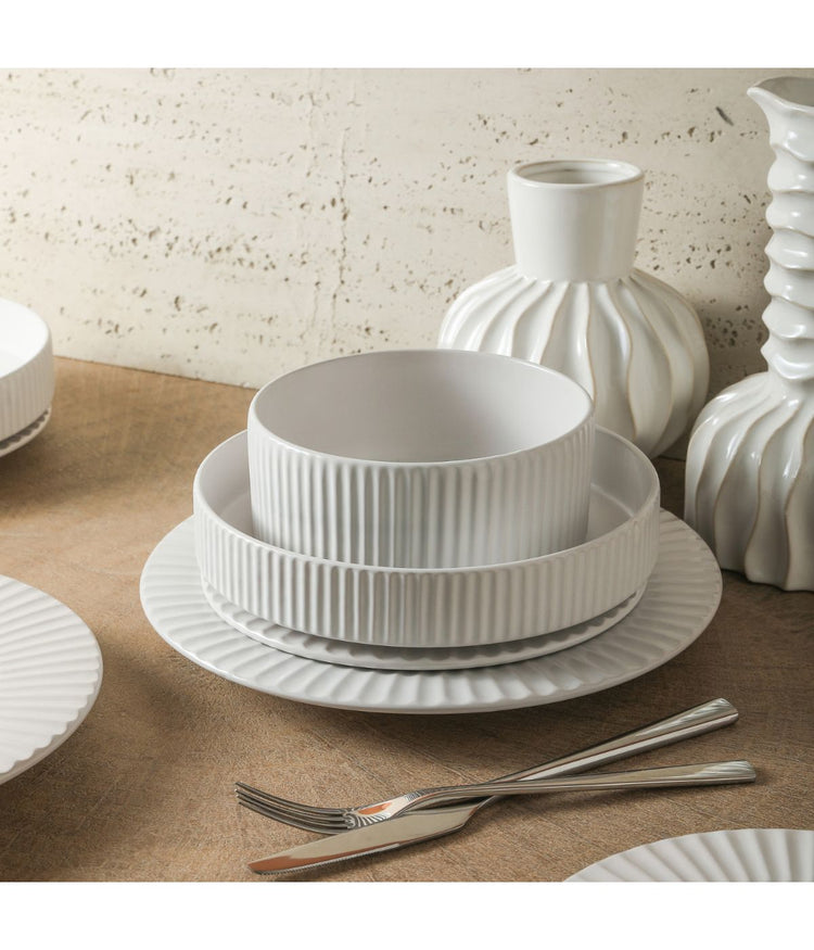 Lusso 16-Piece Dinnerware Set Stoneware White