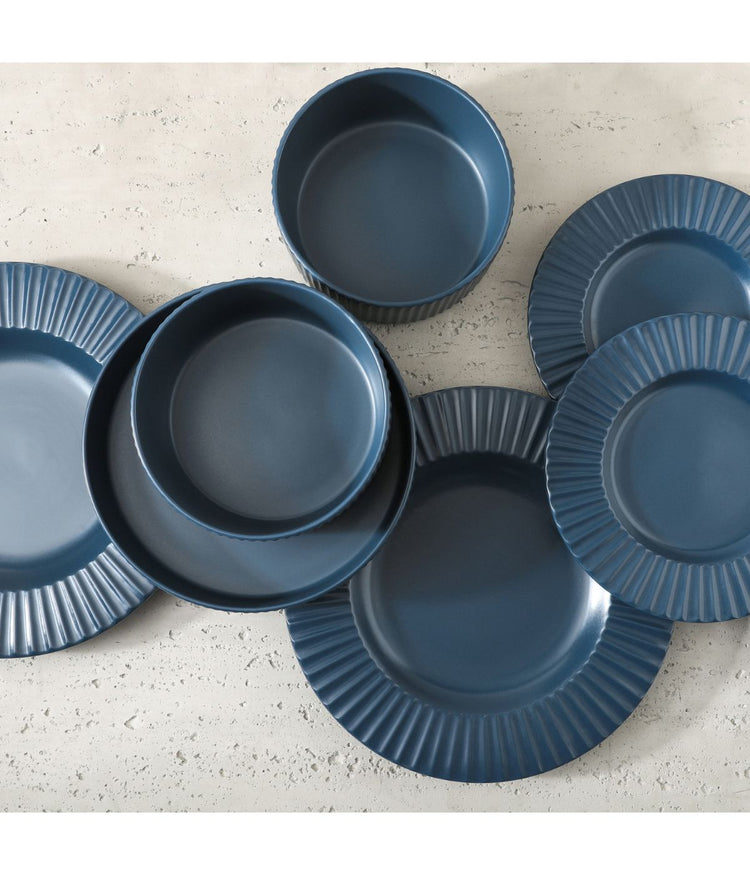 Lusso 16-Piece Dinnerware Set Stoneware Ash Blue