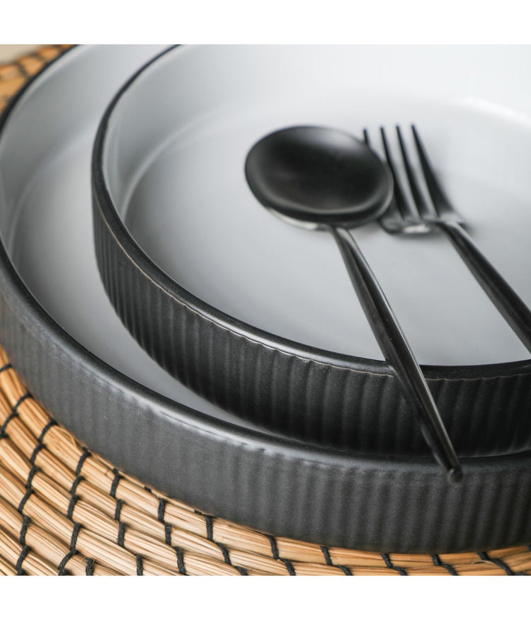 Larosso 12-Piece Dinnerware Set Stoneware Black