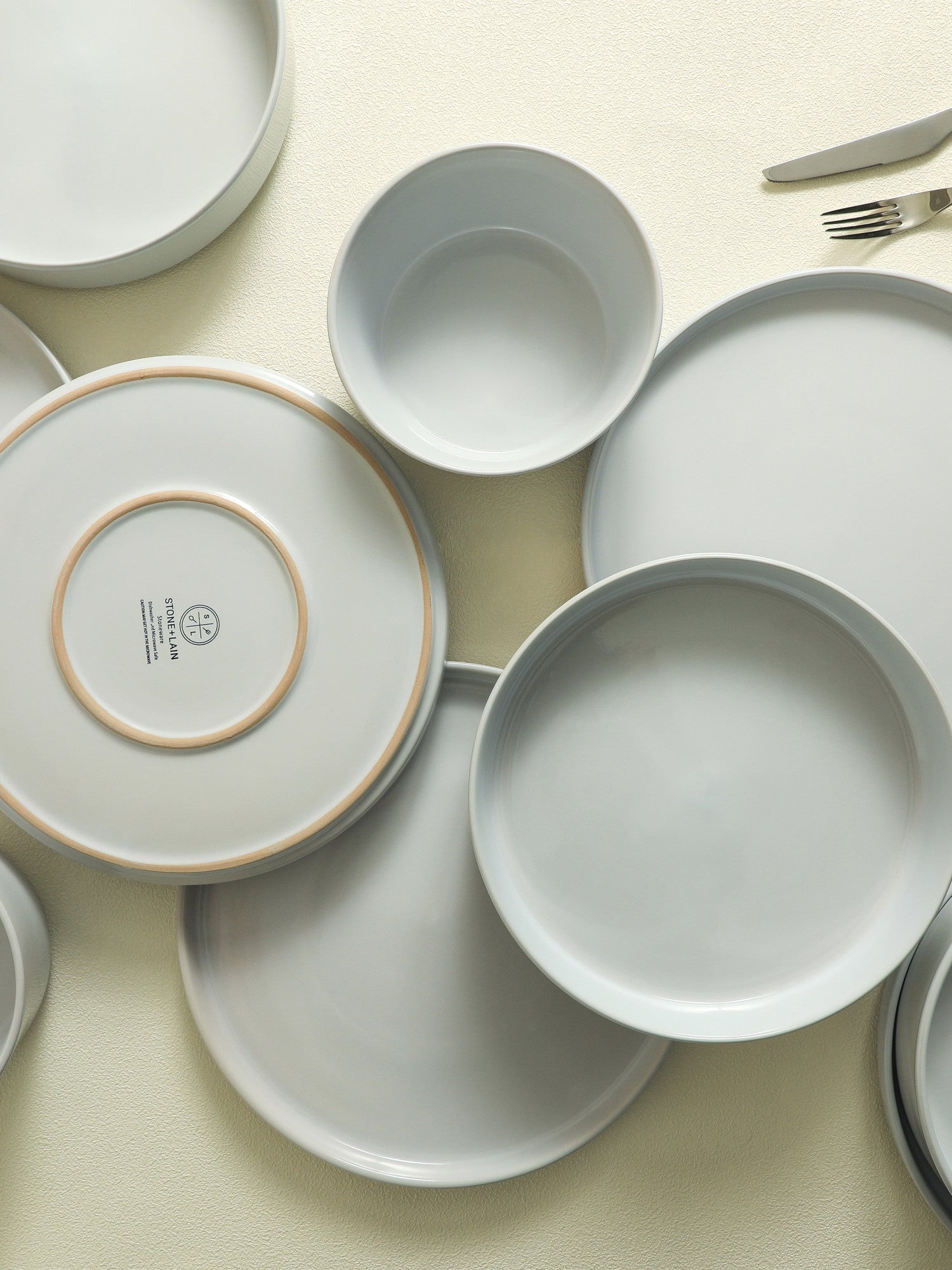  Stone + Lain Celina 24-Piece Dinnerware Set Stoneware - White - Bonton