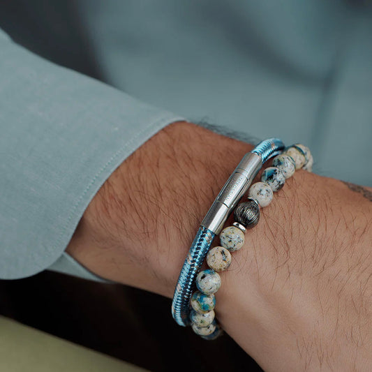 Lhasa Graffiato Beaded Bracelet in Rhodium Silver With Cream and Blue Azurite