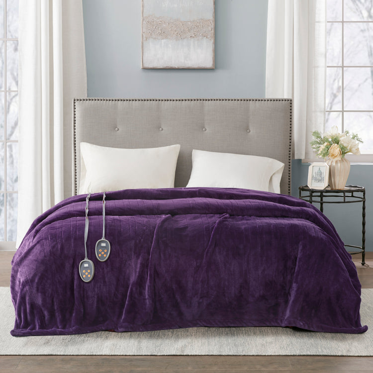 Heated Plush Blanket Purple