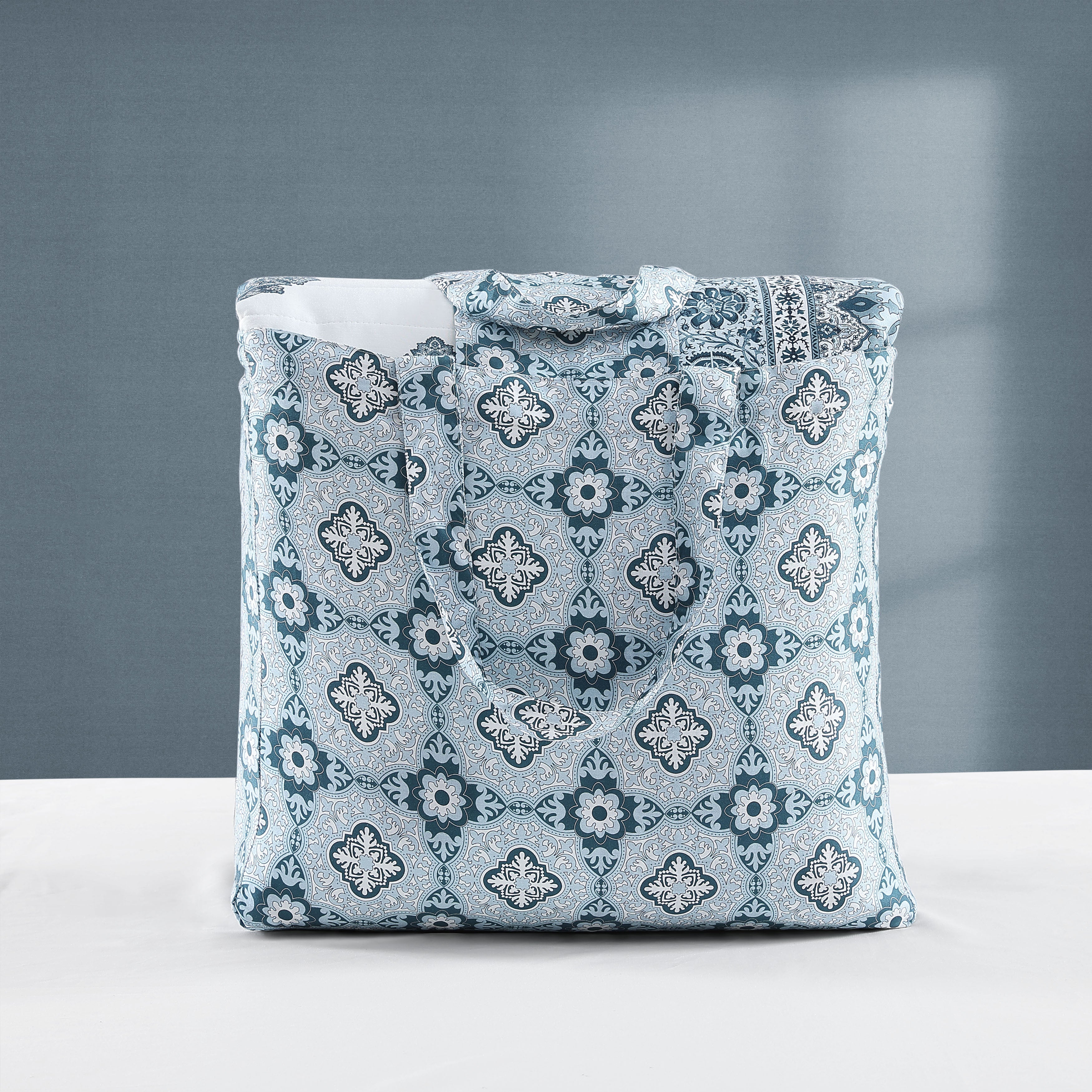 Bebejan Bebejan Aquamarine Medallion 3 Piece Reversible Quilted Coverlet Set - KING - Bonton