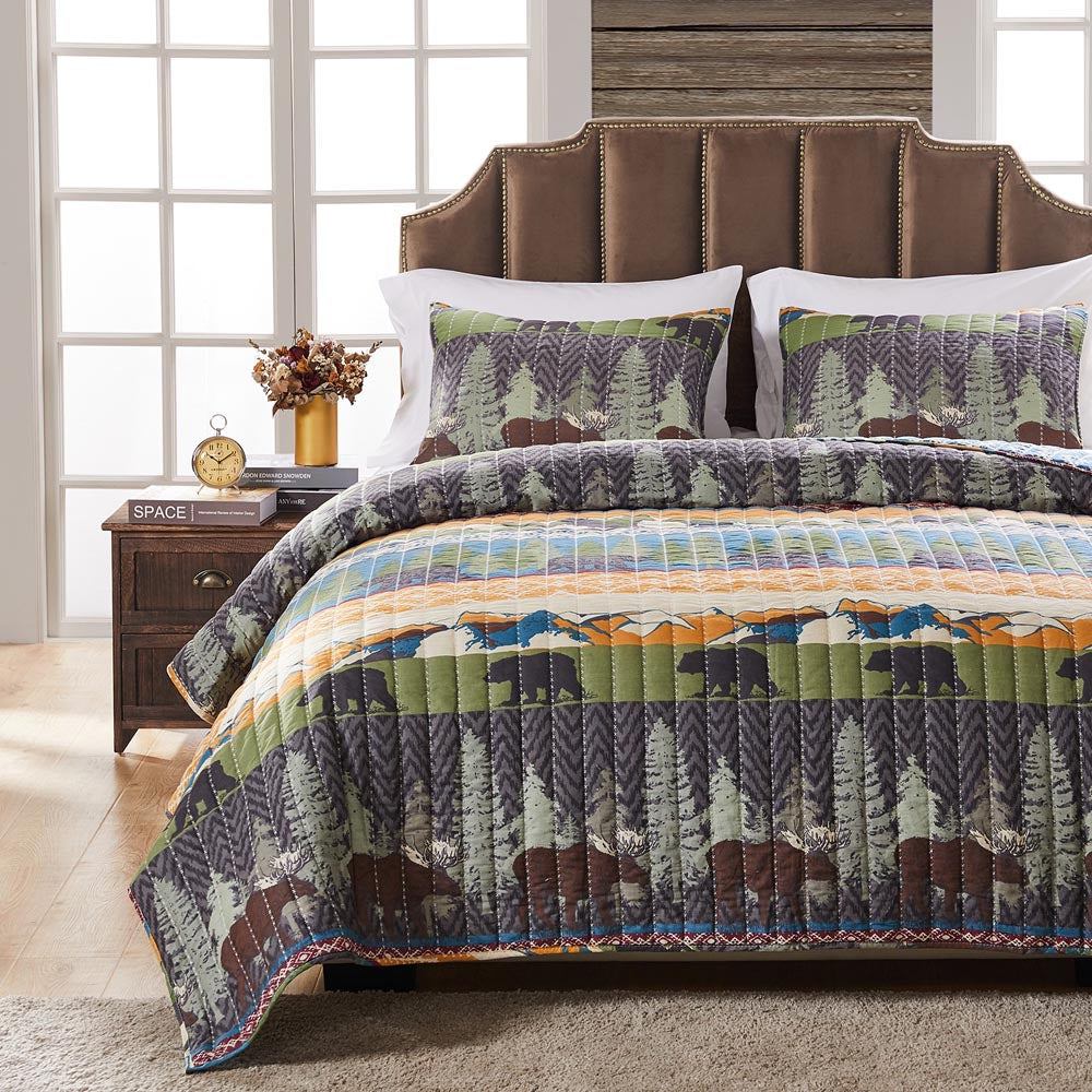  Greenland Home Fashions Black Bear Great Outdoors Wildlife Reversible Quilt Set - Multi - Bonton