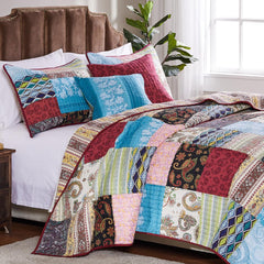 Bohemian Dream Authentic Patchwork Quilt Set