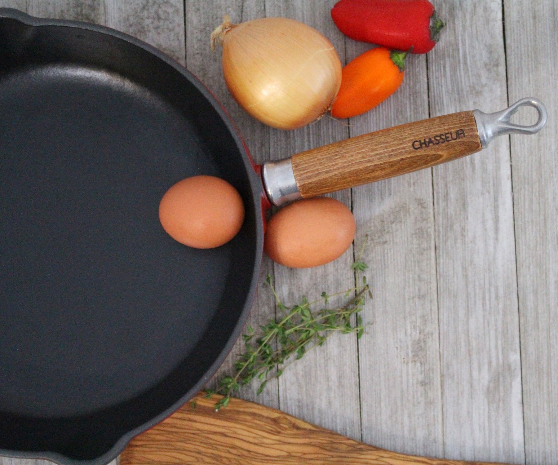  Chasseur French Enameled Cast Iron Fry Pan With Wood Handle and Spouts, 10-Inch, Red - Default Title - Bonton