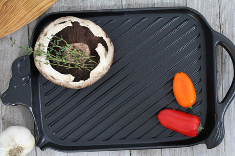 French Cow Shaped Cast Iron Griddle, 15-Inch, Black