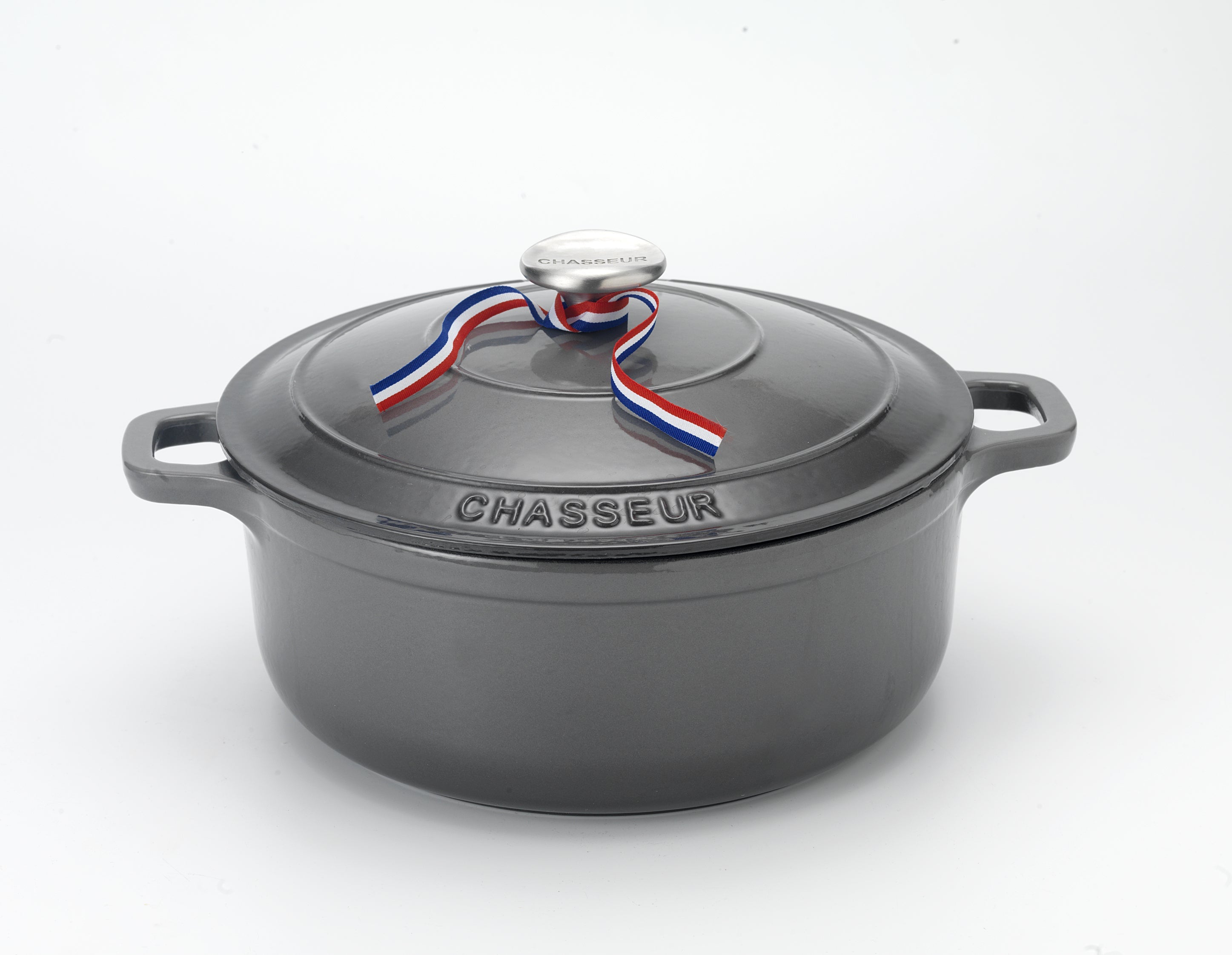  Chasseur French Enameled Cast Iron Round Dutch Oven, 6.25-Quart, Caviar Grey - Default Title - Bonton